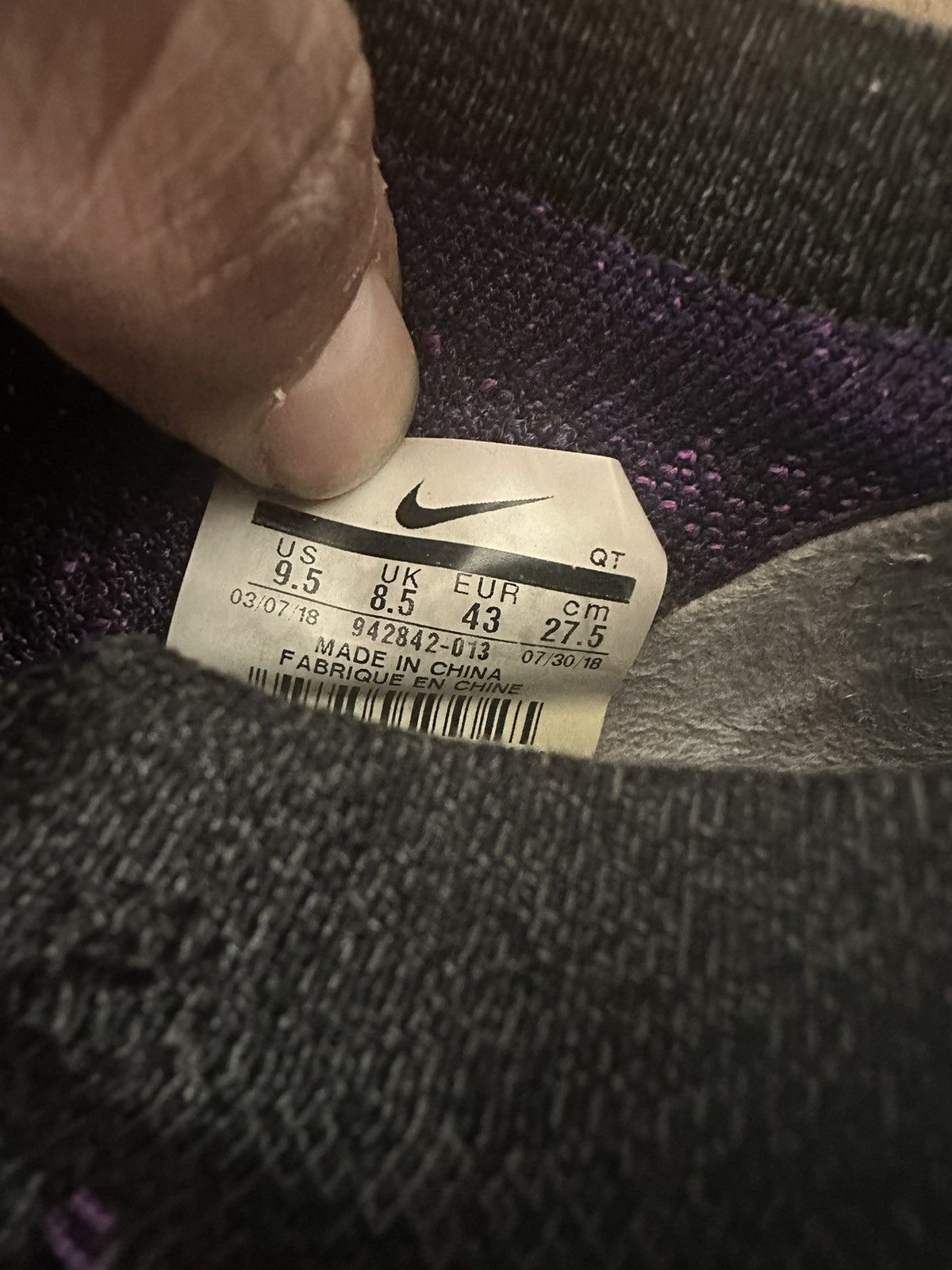 Nike 2018 air VaporMax flyknit 2 Size US 9.5 / EU 42-43 - 5 Thumbnail