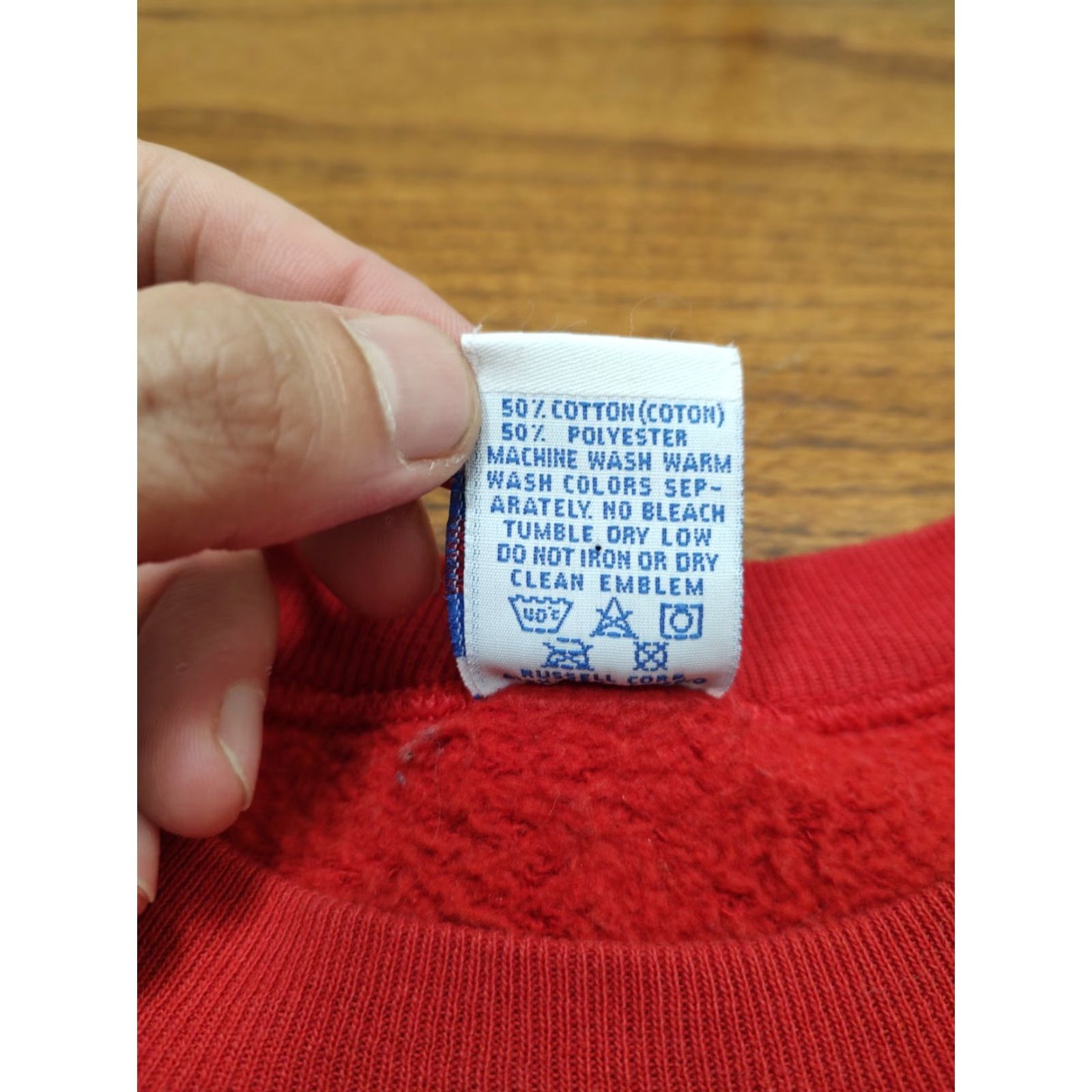 Russell Athletic VINTAGE Russell Athletic Sweatshirt Men Large Red USA 90s Donald Trump Plaza Atlantic City Crew Neck Pullover Cotton Blend Long Sleeve Size US L / EU 52-54 / 3 - 6 Thumbnail