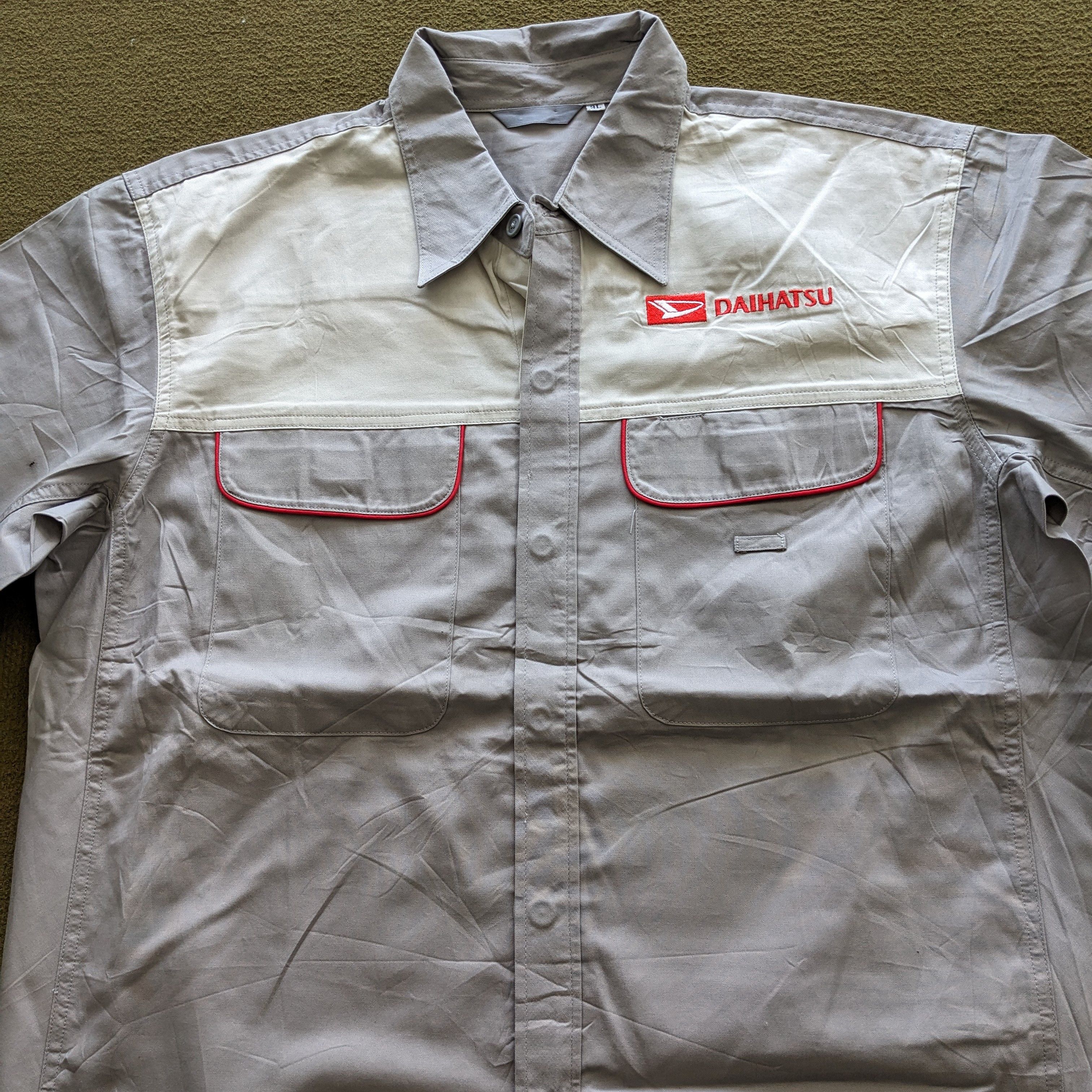 Vintage Vintage DAIHATSU Japanese Motorsports Uniform Workers Shirts Size US XL / EU 56 / 4 - 2 Thumbnail