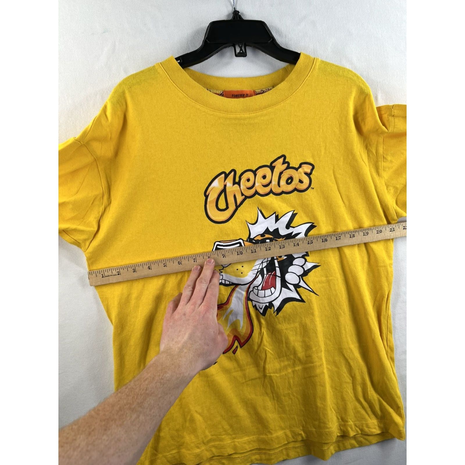 Forever 21 FOREVER 21 T-Shirt Shirt Yellow Cotton Knit Long Sleeve Crew Neck Cheetos Flame Casual Unisex Adults M Medium Vintage No Size M / US 6-8 / IT 42-44 - 6 Thumbnail