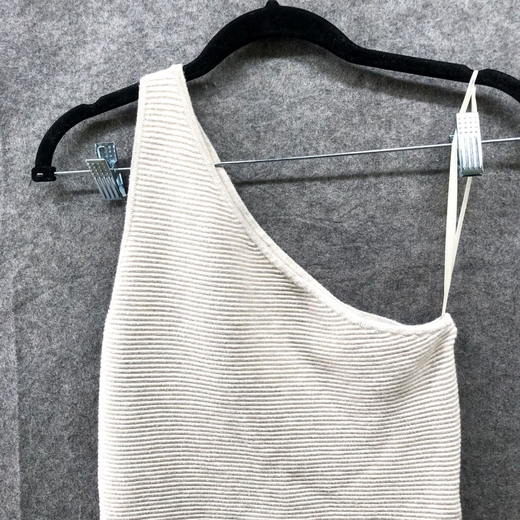 Abercrombie & Fitch Abercrombie & Fitch One Shoulder Ribbed Bodysuit Womens S Beige Knit Sweater Size S / US 4 / IT 40 - 3 Thumbnail