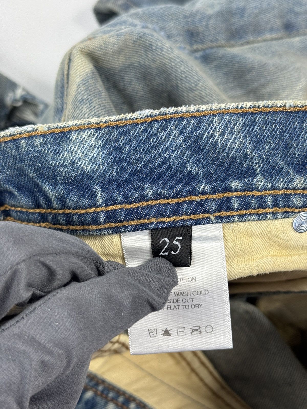 Enfants Riches Deprimes STRAIGHT LEG ANTIQUE LIGHT BLUE JEANS Size 25" / US 0 / IT 36 - 9 Thumbnail