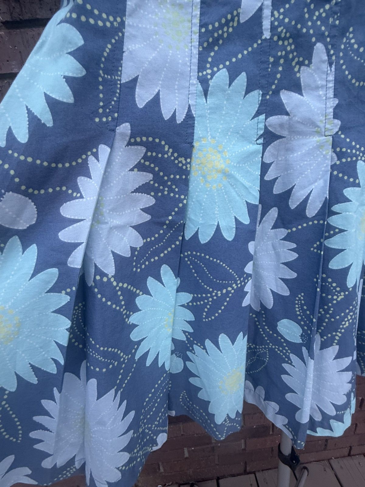 Liz Claiborne Liz Claiborne Blue Floral Drop Waist Loose Pleated Skirt Size 27" / US 4 / IT 40 - 4 Thumbnail