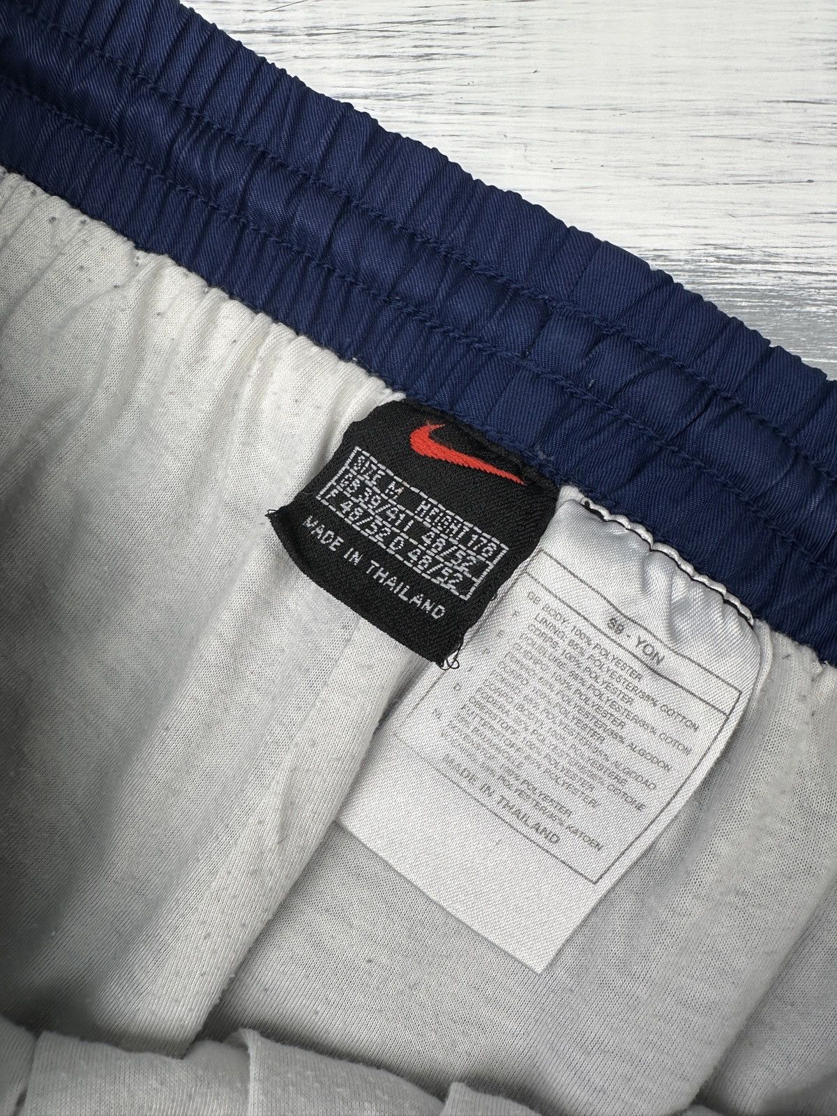 Nike Vintage NIKE Baggy Sweatpants Swoosh Logo Y2K Track Pants Size US 32 / EU 48 - 9 Thumbnail