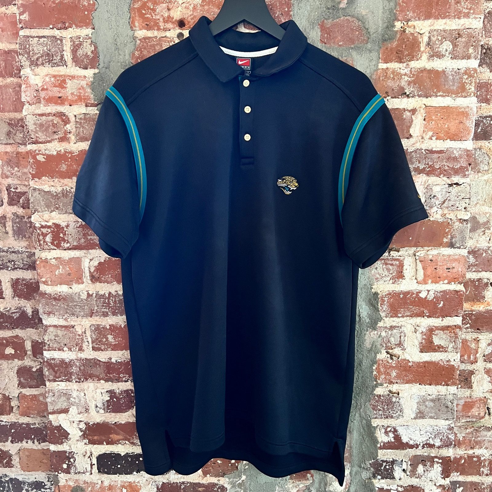 Nike Vintage Jacksonville Jaguars Nike Black Polo Shirt L 23x31 Size US L / EU 52-54 / 3 - 2 Thumbnail