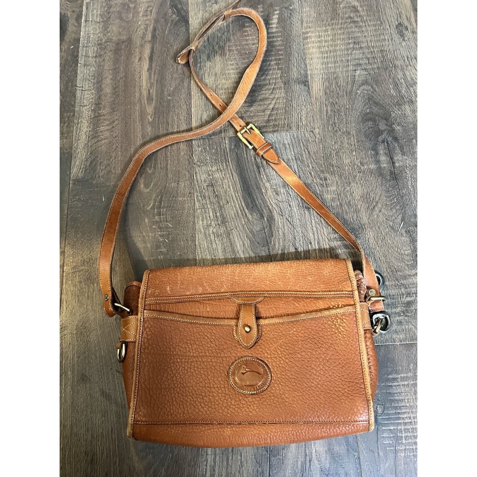 Dooney & Bourke Vtg Dooney And Bourke Leather Crossbody Size ONE SIZE - 1 Thumbnail