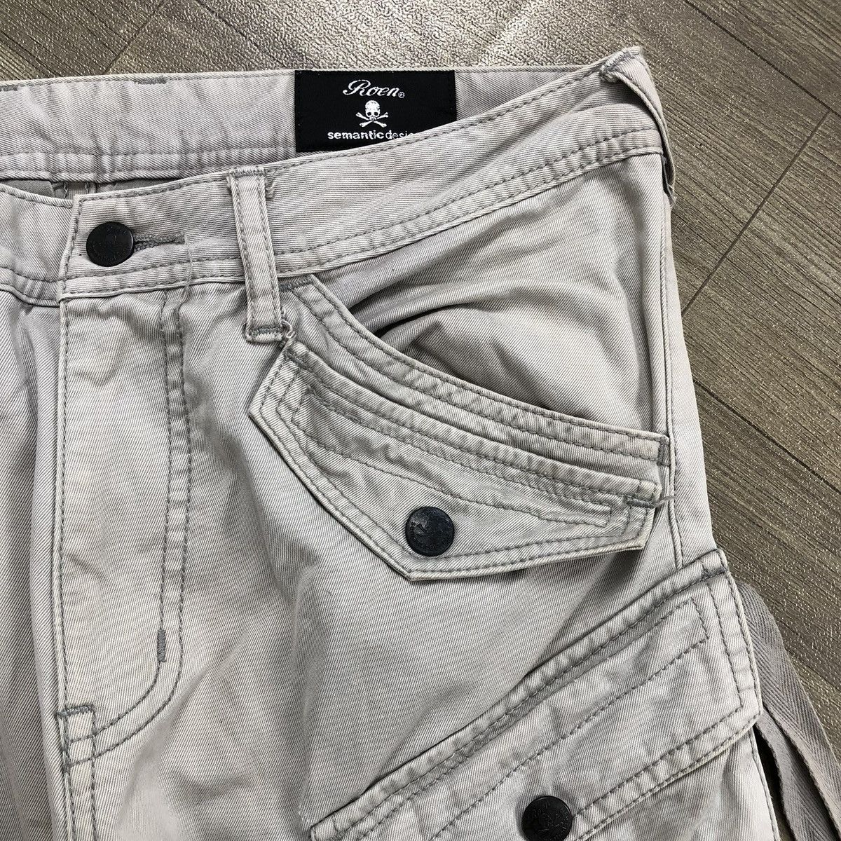 semanticdesign Roen x Semanticdesign Multipocket Punk Skulls Bondage Pants Size US 30 / EU 46 - 8 Thumbnail