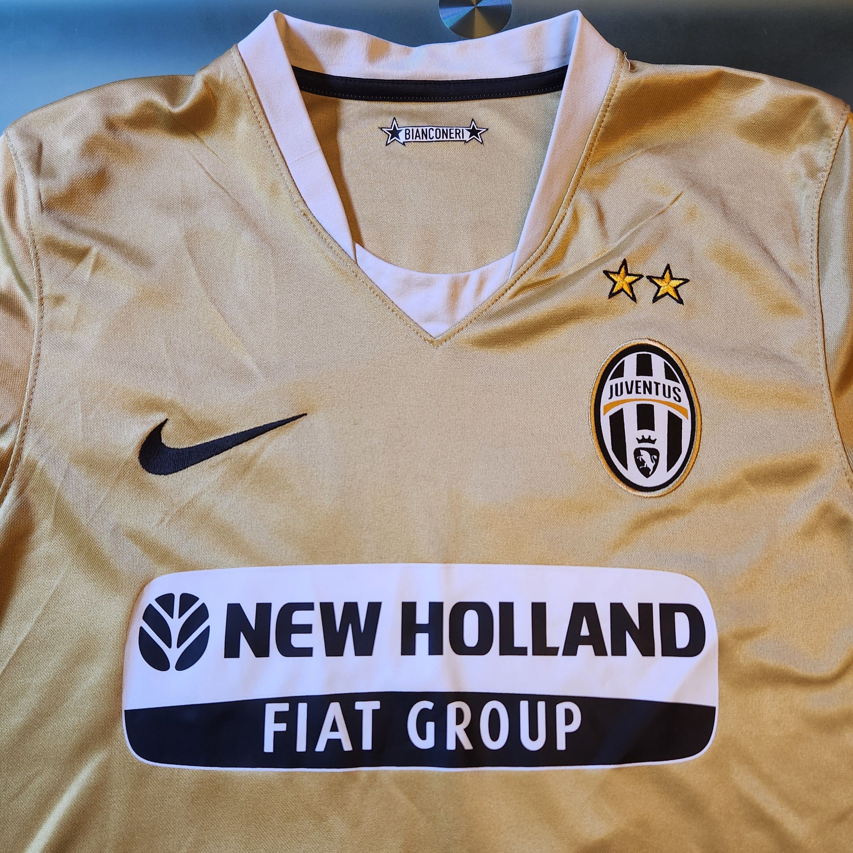 Nike Authentic Retro Juventus NEDVED 2008-2009 08/09 Away Gold Size US M / EU 48-50 / 2 - 6 Thumbnail
