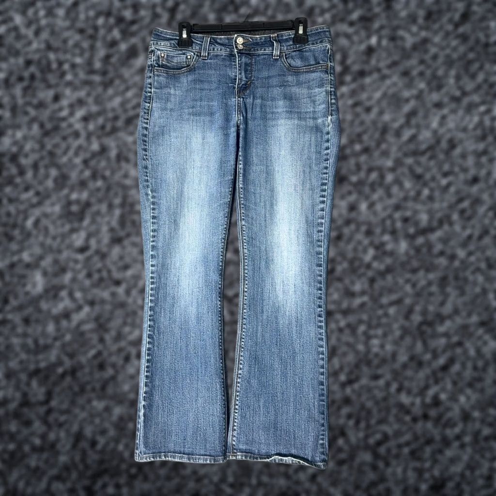 Levi's Levi's 526 Slender Boot Jeans Womens 8 Blue Bootcut Mid Rise Stretch 5-Pocket Denim Size 30" / US 8 / IT 44 - 1 Thumbnail