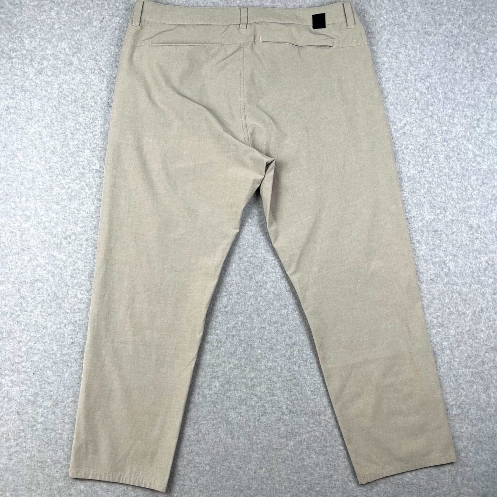 Vuori Vuori Aim Pant Mens Beige Chino 34x27 Stretch Tech Commuter Slim Tapered Athletic Regular Pattern Solid Size US 34 / EU 50 - 2 Thumbnail