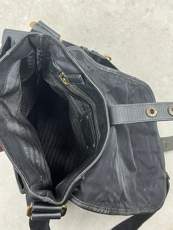 Prada 2000s Prada Black Hybrid Nylon Leather Shoulder Bag Size ONE SIZE - 10 Thumbnail
