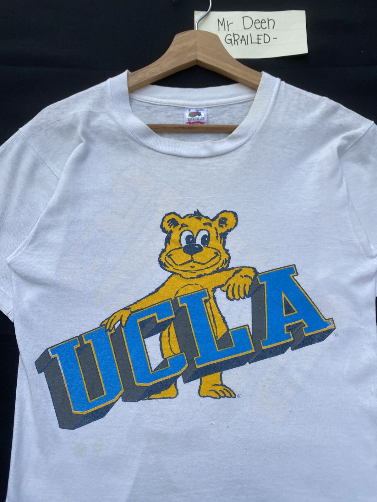 Vintage Rare Vintage 90s UCLA Bruins Spellout Tshirt Size US S / EU 44-46 / 1 - 6 Thumbnail