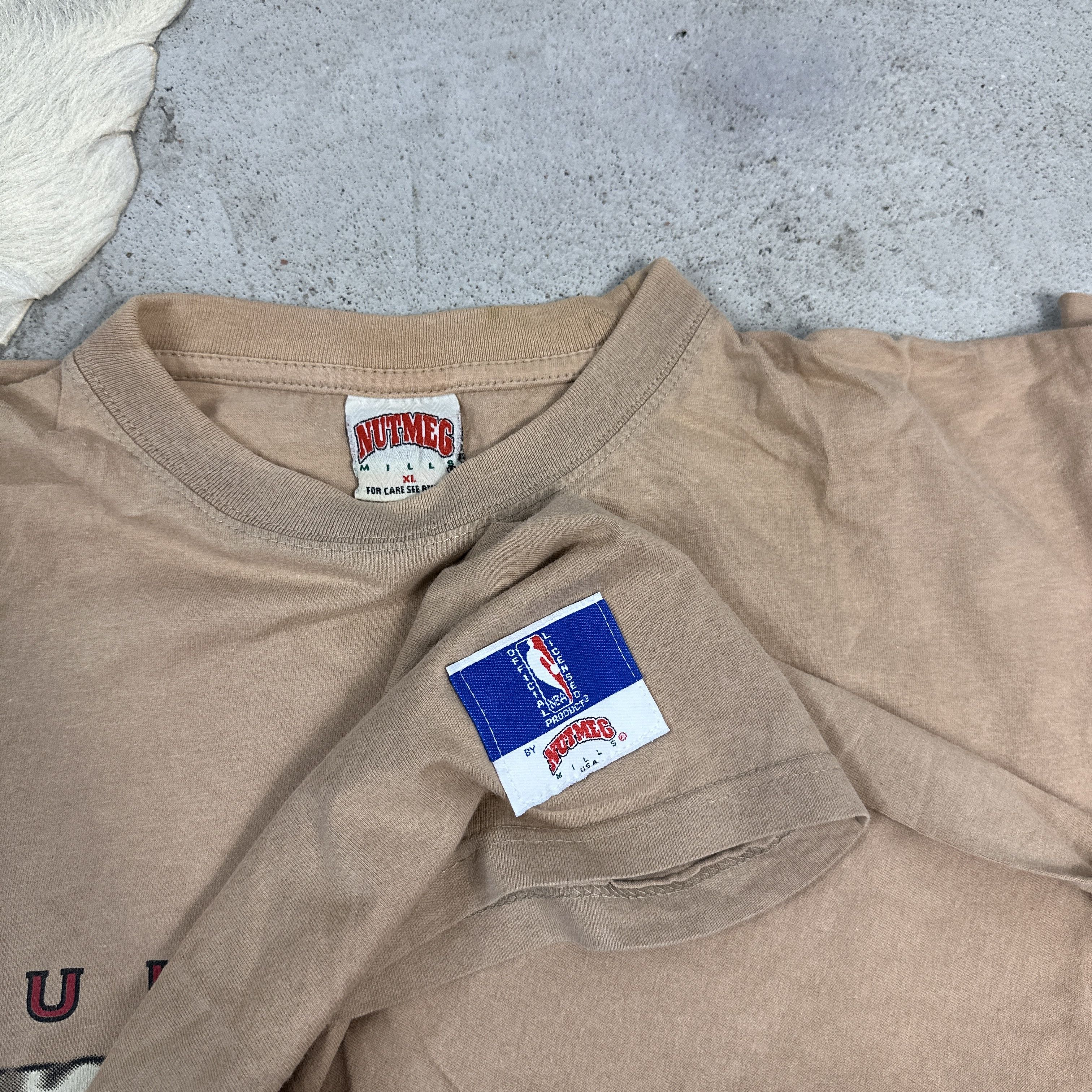 Vintage Vintage Sportswear Oversize Chicago Bulls 90s T-shirt Size US XL / EU 56 / 4 - 3 Thumbnail