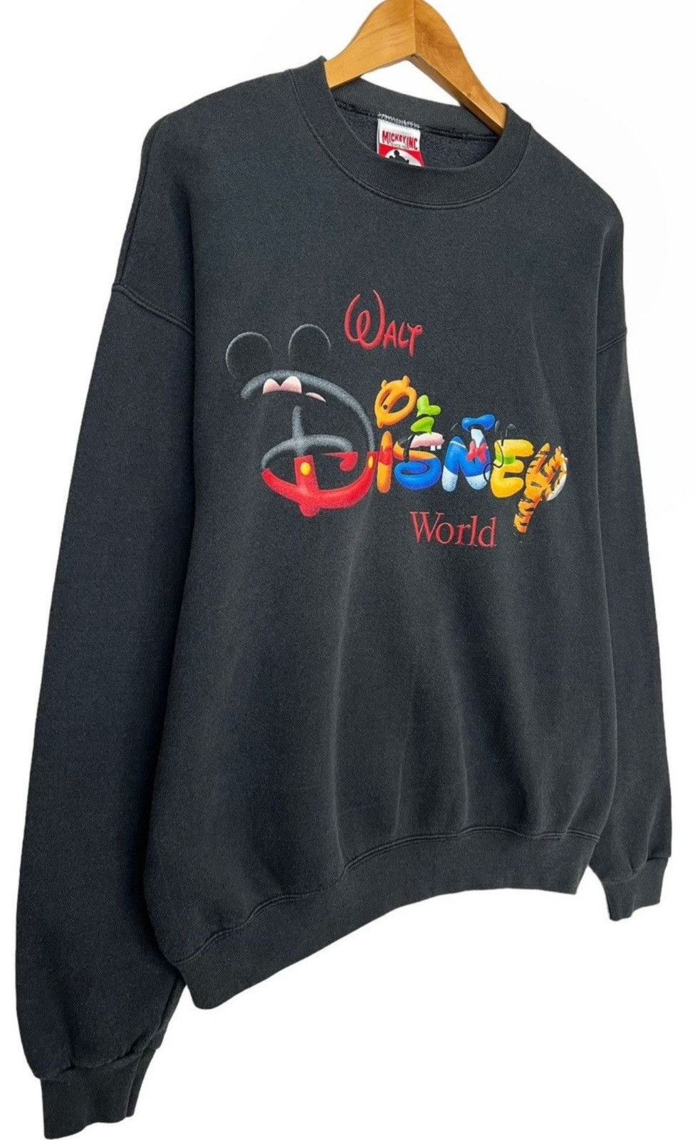 Disney × Mickey Mouse × Vintage Vintage 90s Disney World Sweatshirt Mickey Sweatshirt Size US M / EU 48-50 / 2 - 3 Thumbnail
