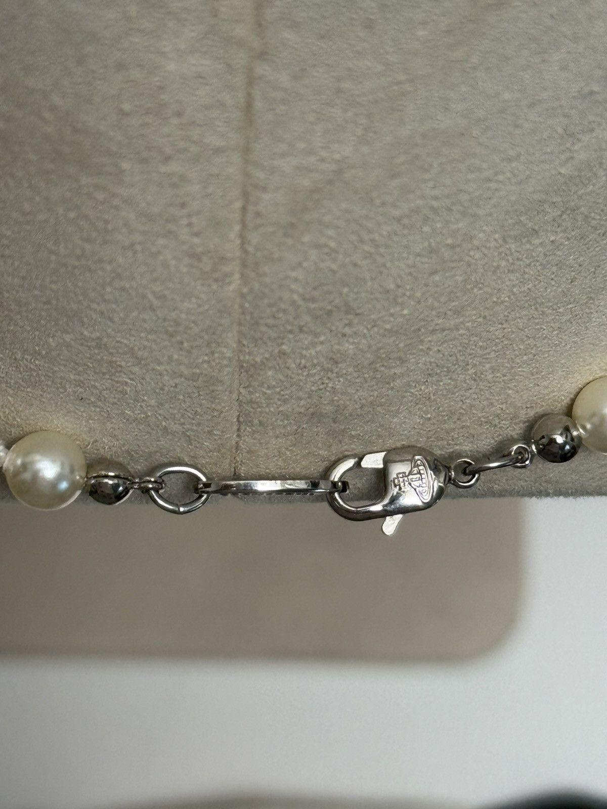 Vivienne Westwood Vivienn Bas Relief Pearl Necklace Size ONE SIZE - 7 Thumbnail