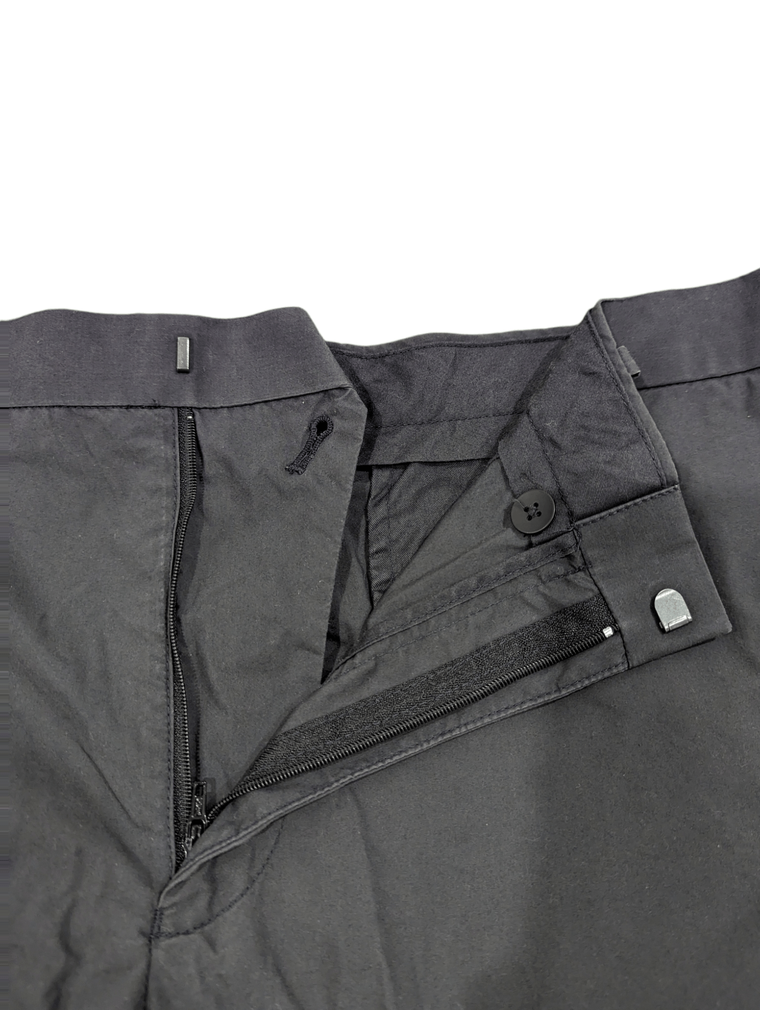 Uniqlo UNIQLO SHORT PANTS Size US 33 - 4 Thumbnail