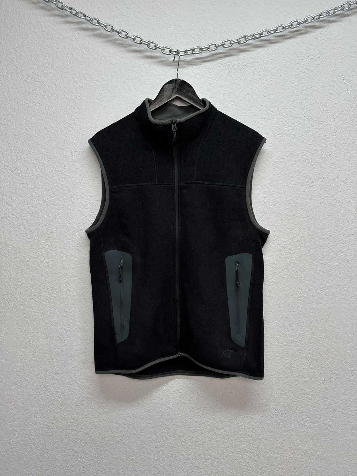 ARC’TERYX reflective nylon vest tech ARC'TERYX reflective nylon vest tech