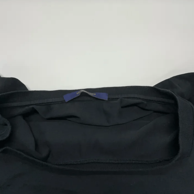 Louis Vuitton Louis Vuitton Long Sleeve T-shirt Size US L / EU 52-54 / 3 - 5 Thumbnail