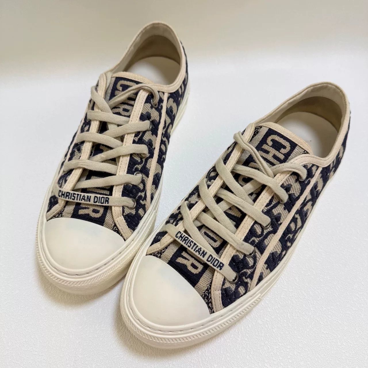 dior walk'n'dior embroidered canvas sneakers