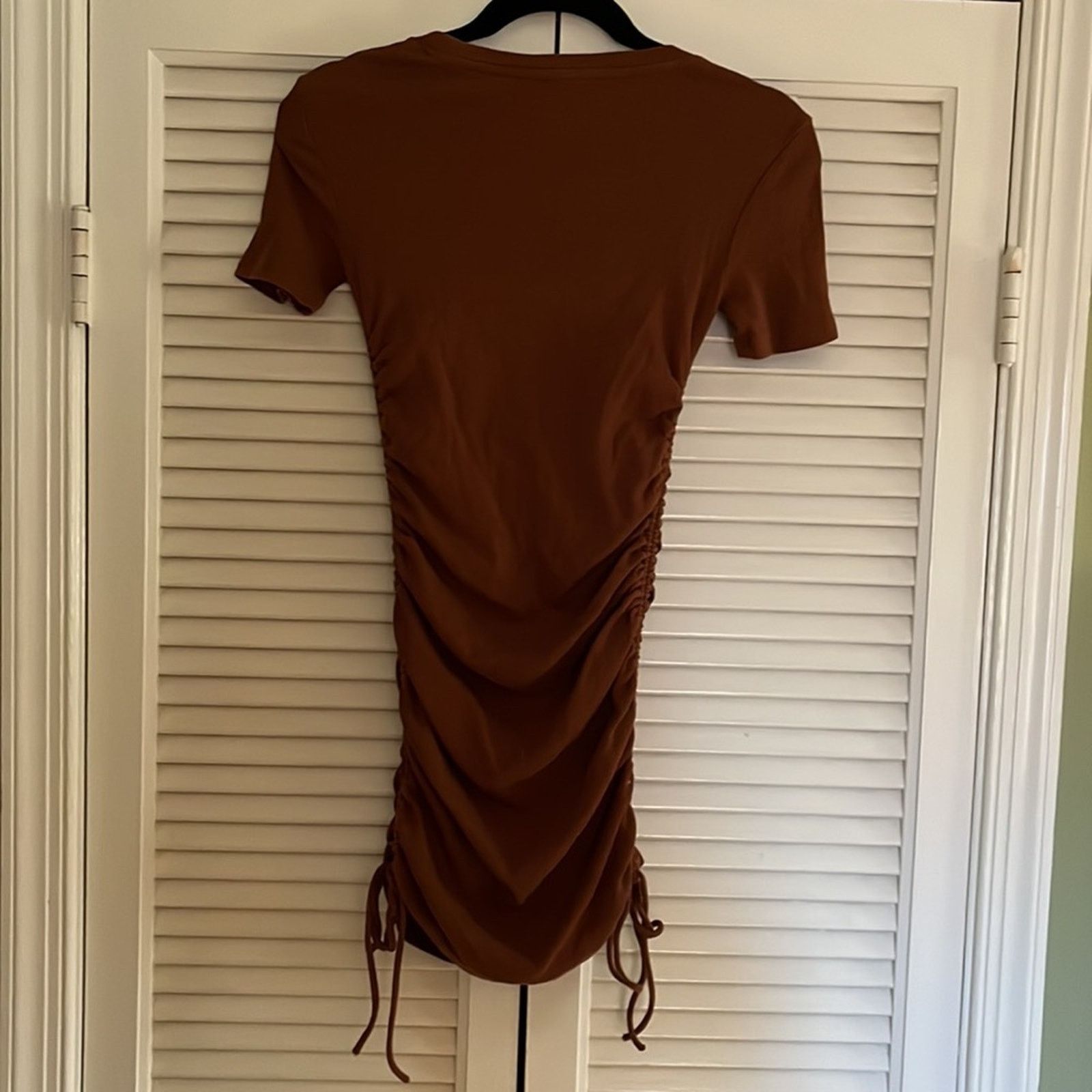 zara ruched brown dress Zara Brown Ribbed Knit Short Sleeve Side Ruched Tie Mini Bodycon Dress Size  S