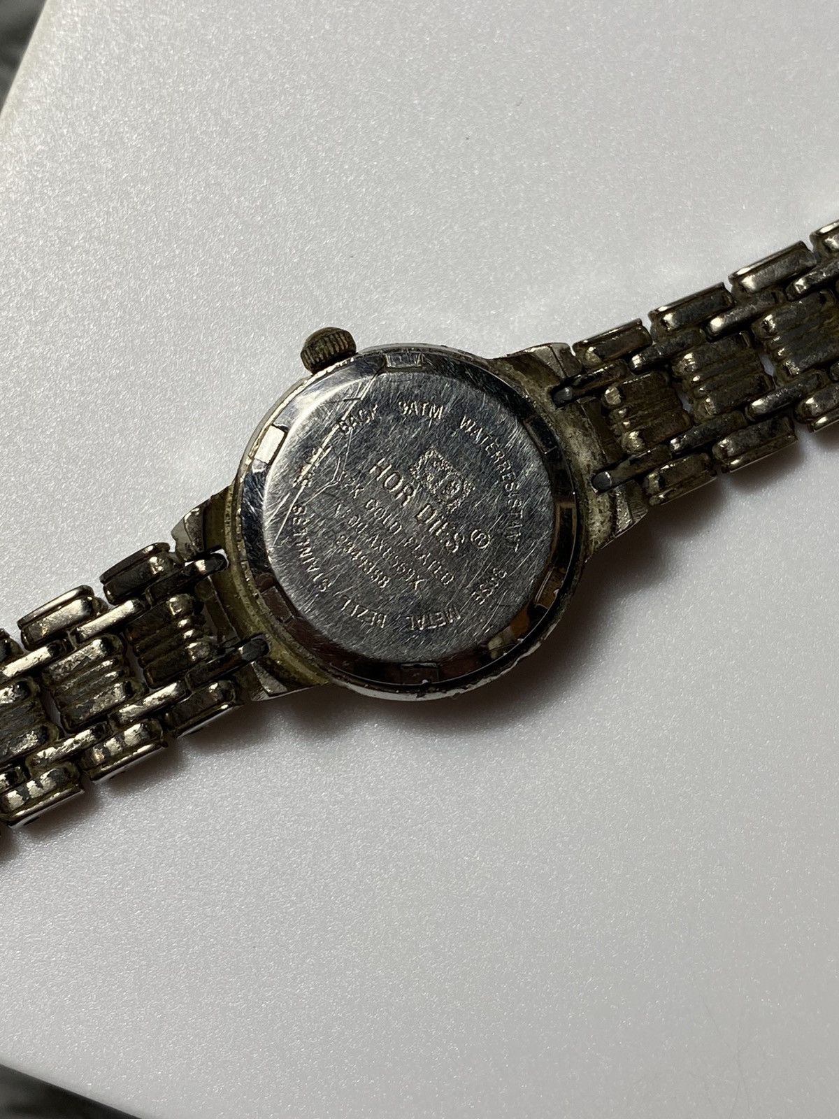 Japanese Brand Vintage Gold-Tone Bracelet Watch - Elegant Design Size ONE SIZE - 8 Thumbnail