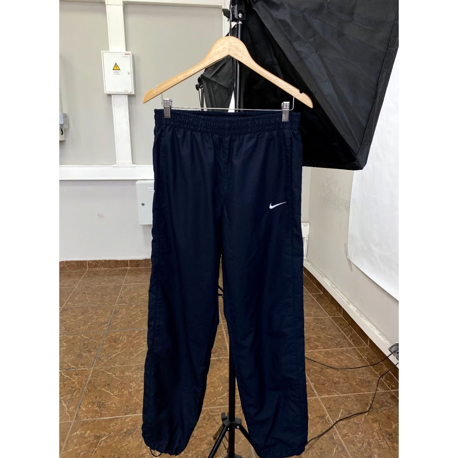 Nike VINTAGE Nike Track Pants Men S Blue 90s Vintage Y2K Retro Hype Size US 29 - 2 Thumbnail
