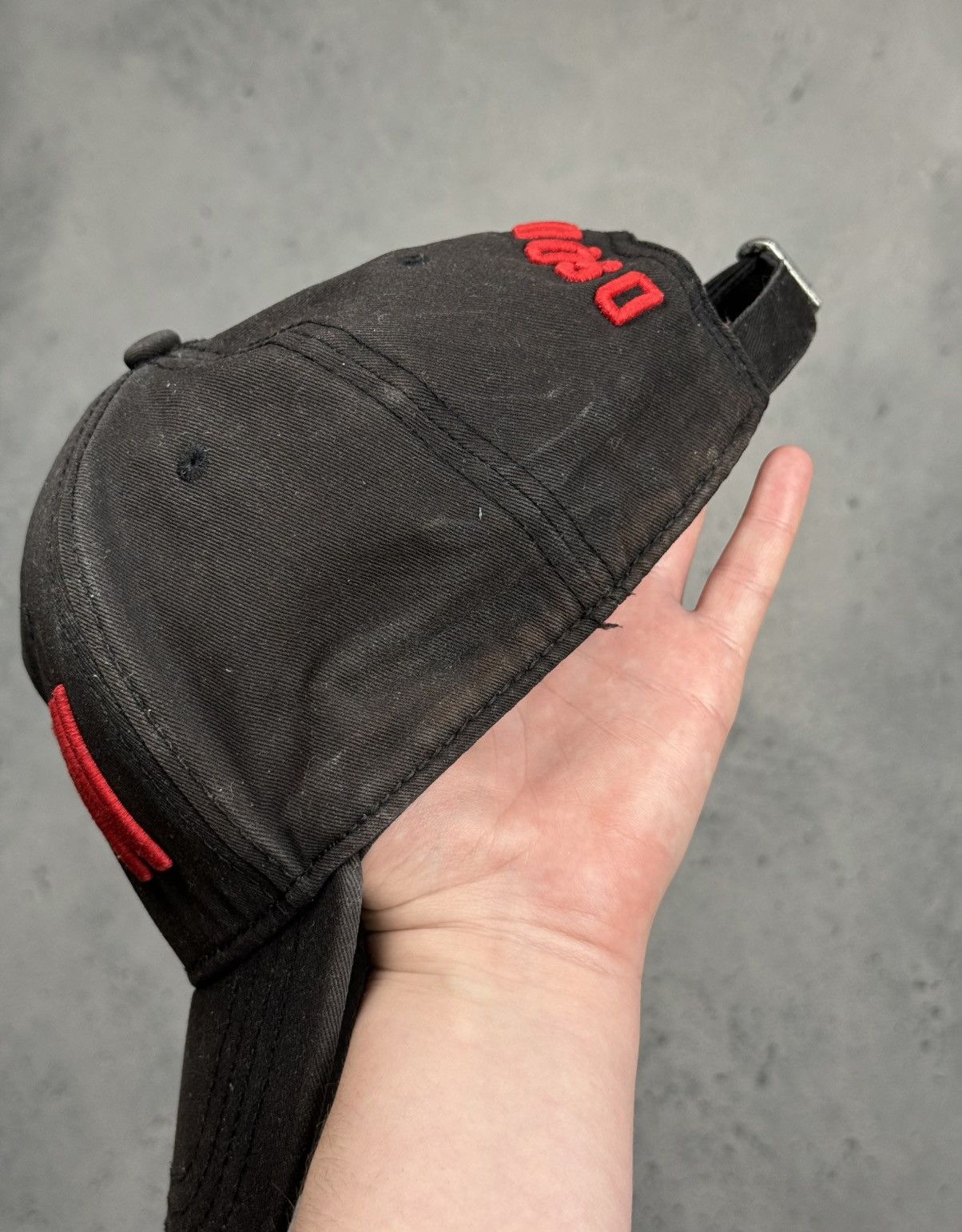 Dsquared2 Vintage Cap Dsquared2 Icon Born in Canada Faded Black Hat Size ONE SIZE - 8 Thumbnail