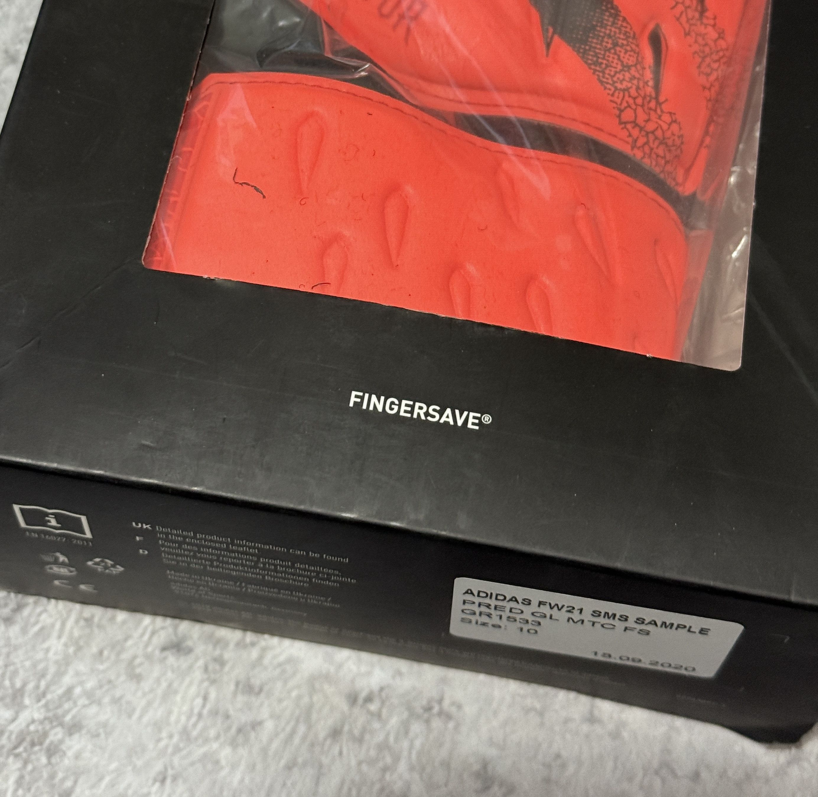 Adidas ADIDAS GOALKEEPER GLOVES GR1533 PREDATOR MATCH FINGERSAVE 10 Size ONE SIZE - 7 Thumbnail