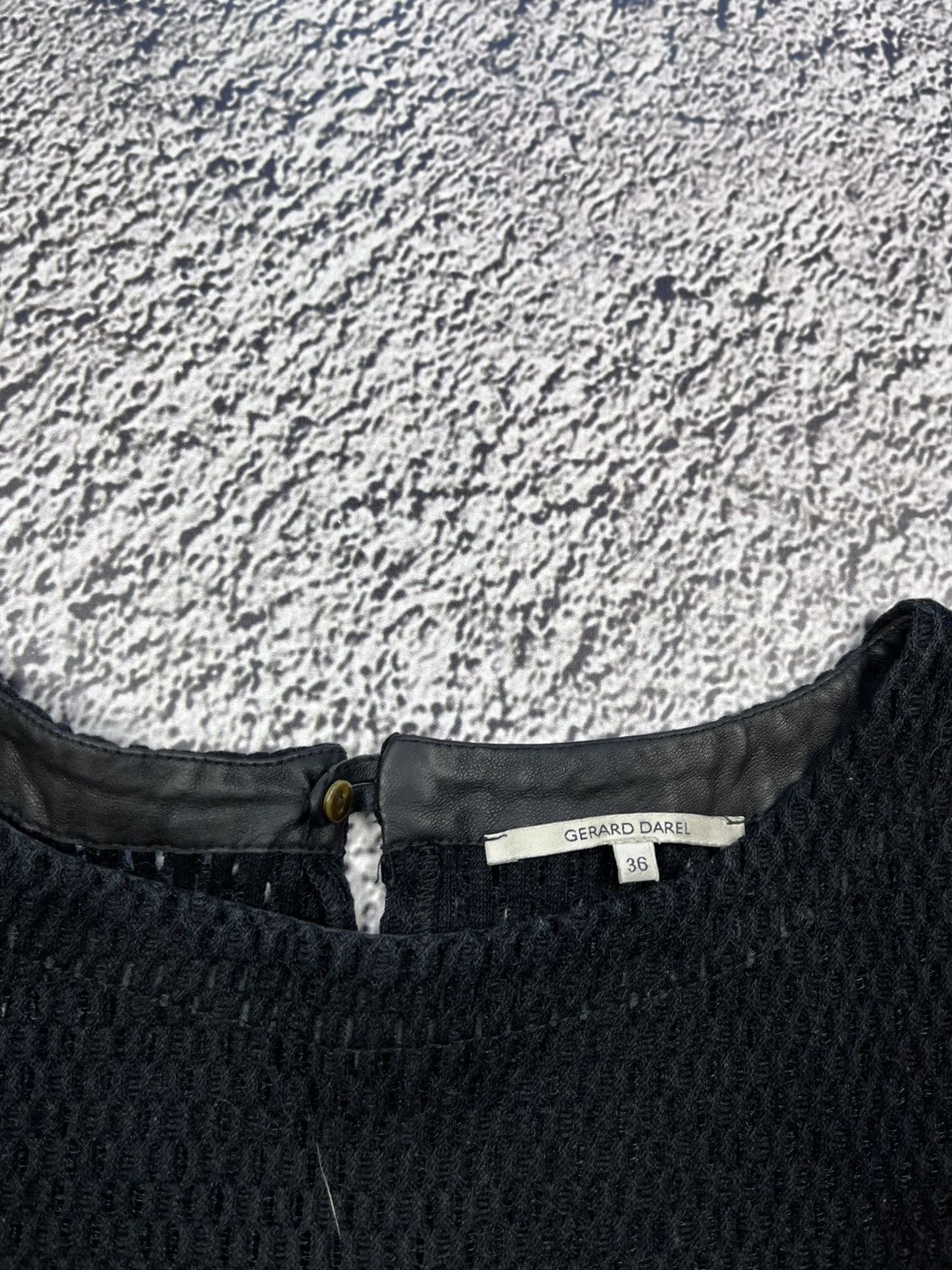Gerard Darel Vintage Gerard Darel Leather Pocket Knit Mesh Top Tee Size XS / US 0-2 / IT 36-38 - 5 Thumbnail