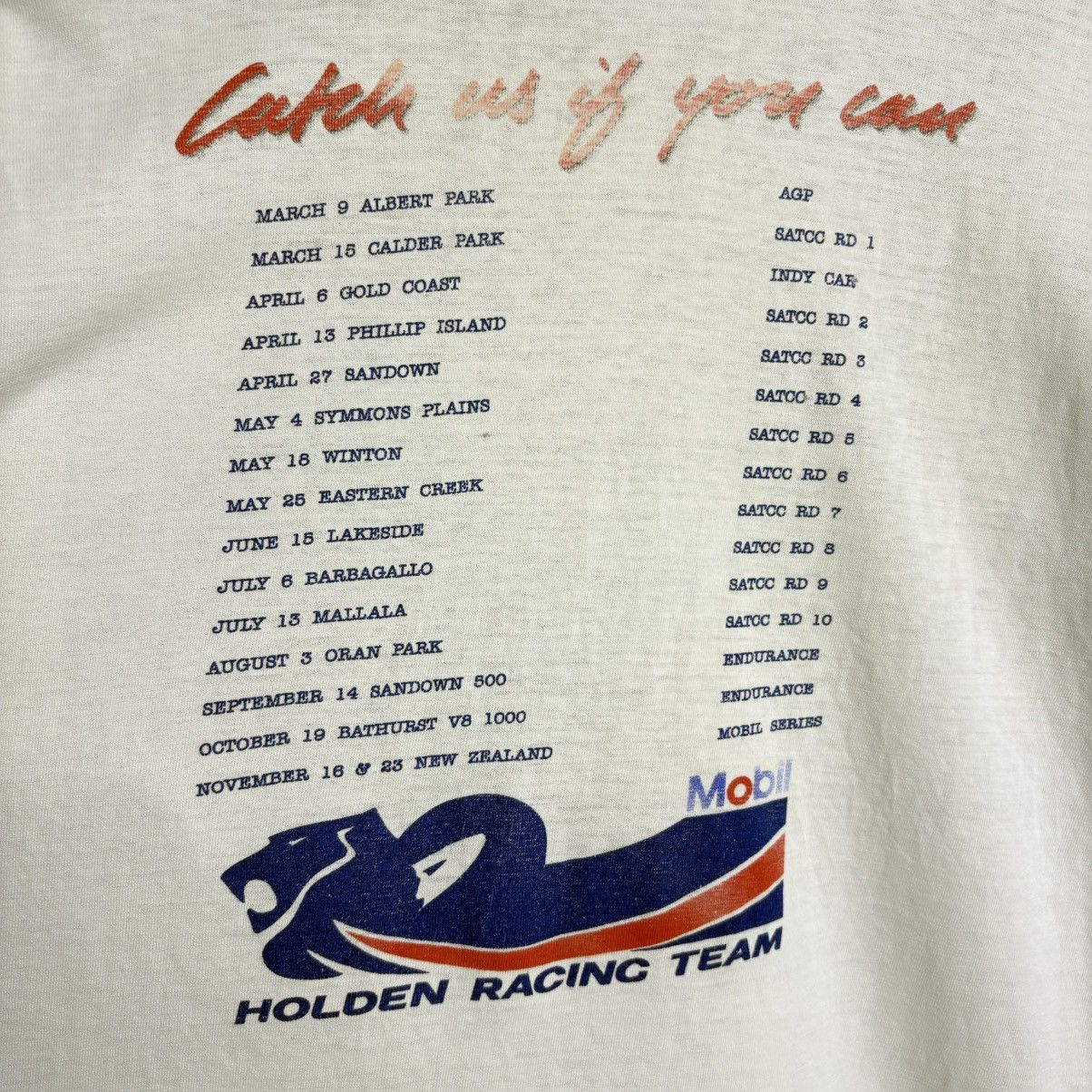 Vintage Vintage 90s Mobile Racing Car Holden Graphic Distressed Tee Size US L / EU 52-54 / 3 - 4 Thumbnail