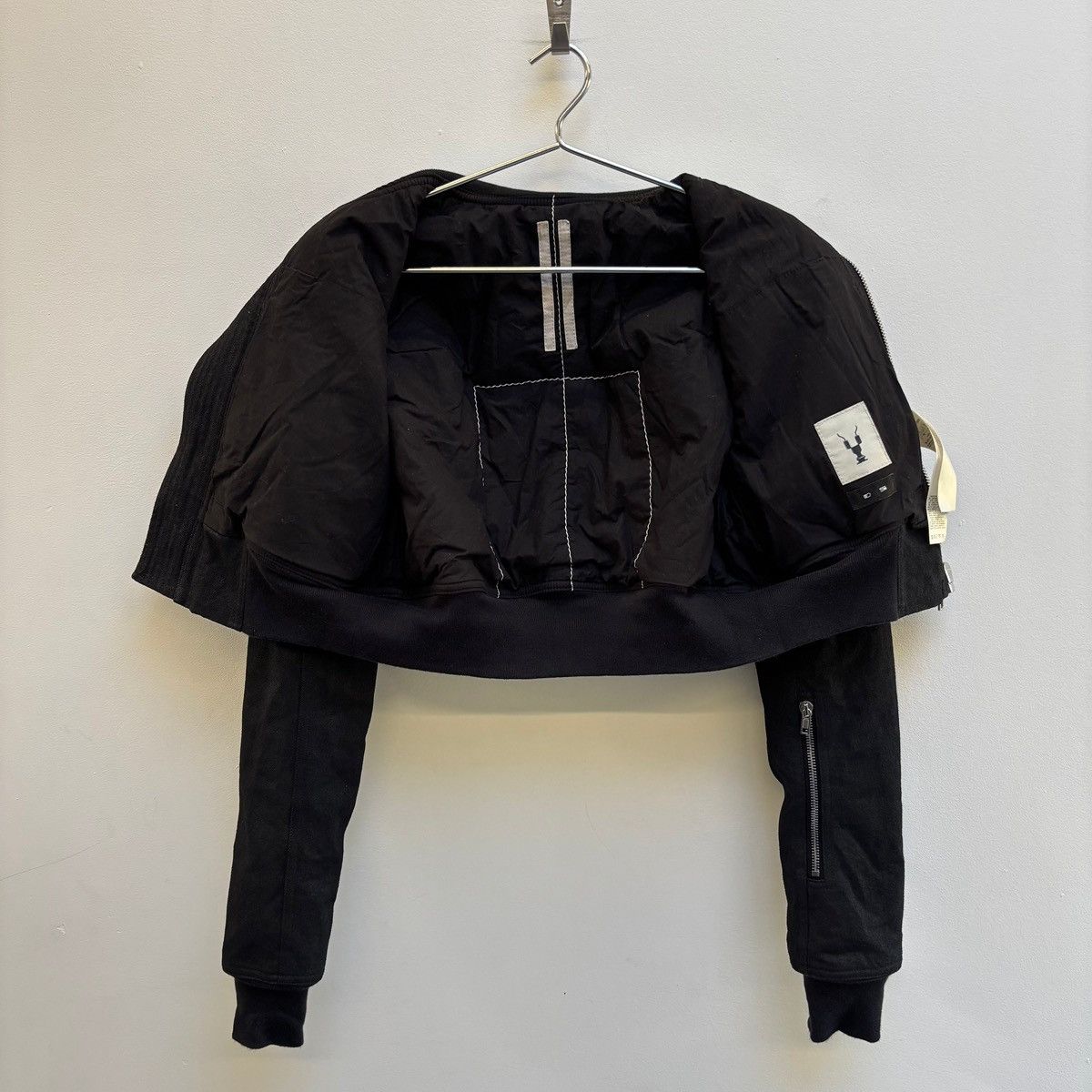 Rick Owens FW17 Rick Owens DRKSHDW Waxed Denim Cropped Bomber Jacket Size L / US 10 / IT 46 - 13 Thumbnail