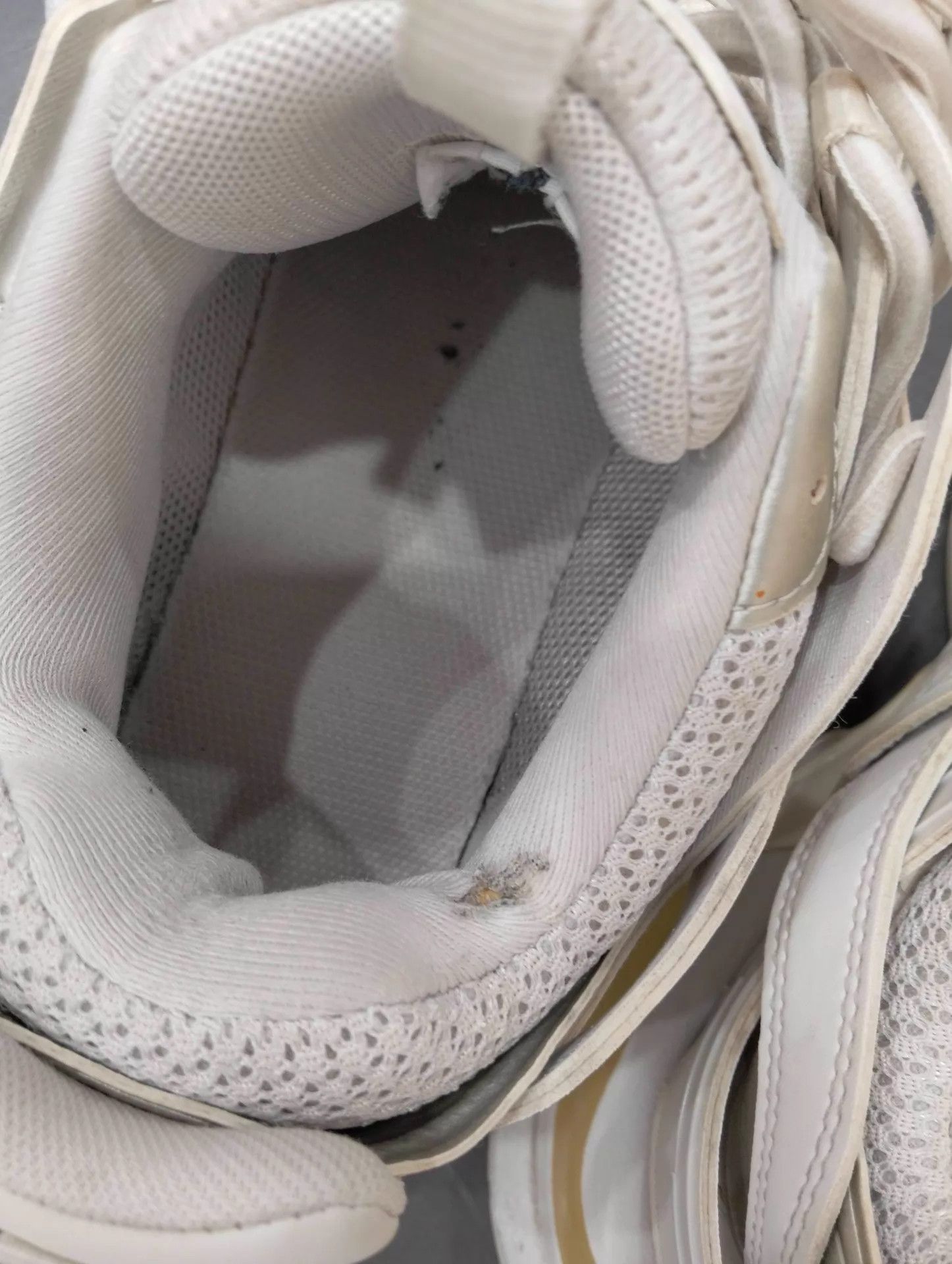 Balenciaga Balenciaga Track 1.0 White Sneakers 42 Size US 9 / EU 42 - 9 Thumbnail