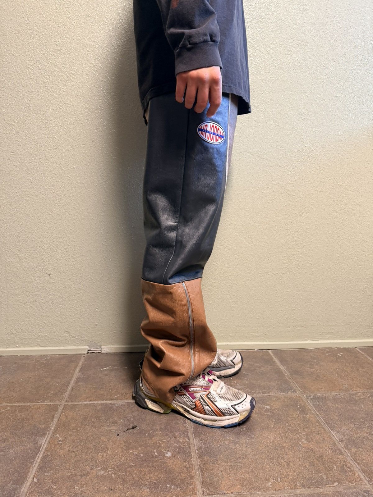 Jordan Brand Jordan x Travis Scott leather flared pants Size US 32 / EU 48 - 2 Thumbnail