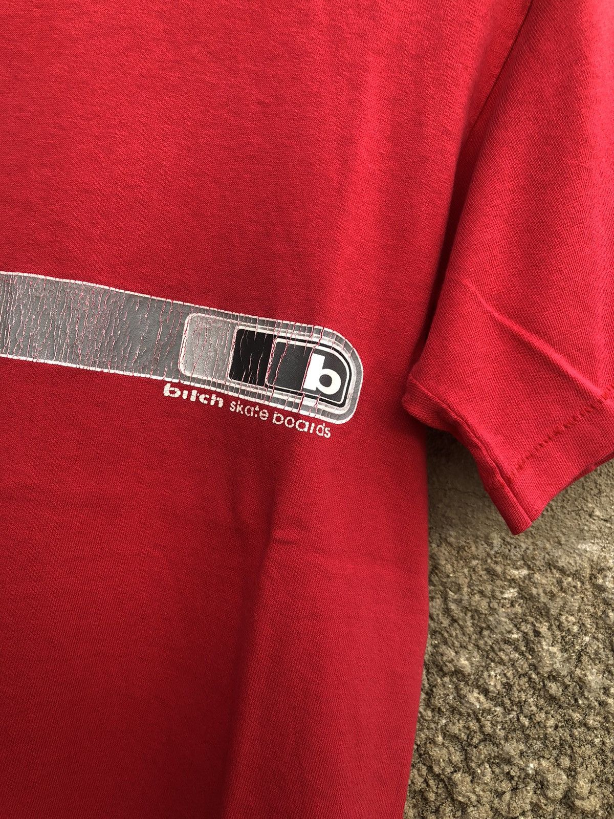 Hook-Ups × Shorty's Skateboards × Vintage Vintage 90s Bitch Skateboards Tshirt Made In Usa Size US S / EU 44-46 / 1 - 6 Thumbnail