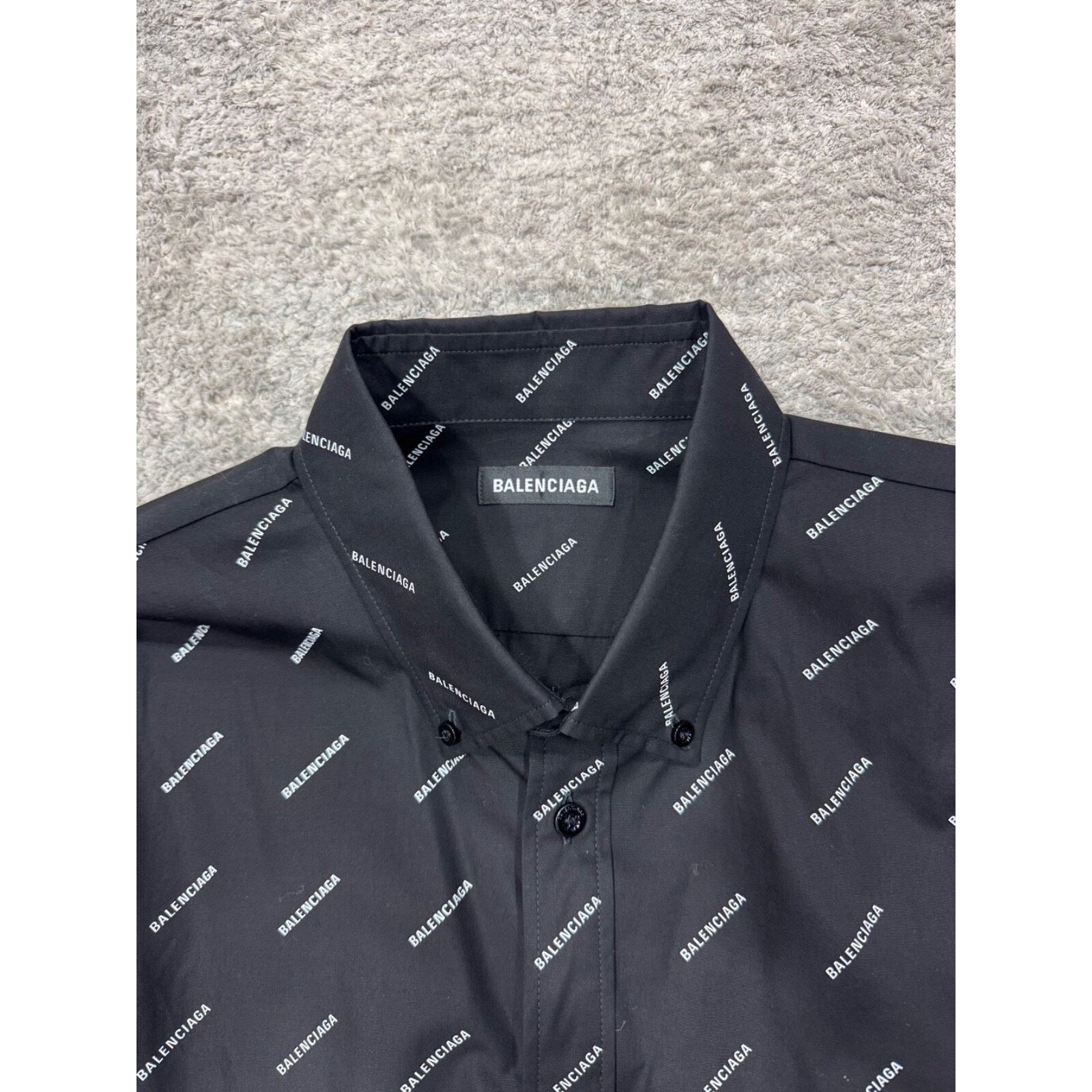 Balenciaga Balenciaga Black White All Over Logo Long Sleeve Button Up Size US M / EU 48-50 / 2 - 7 Thumbnail