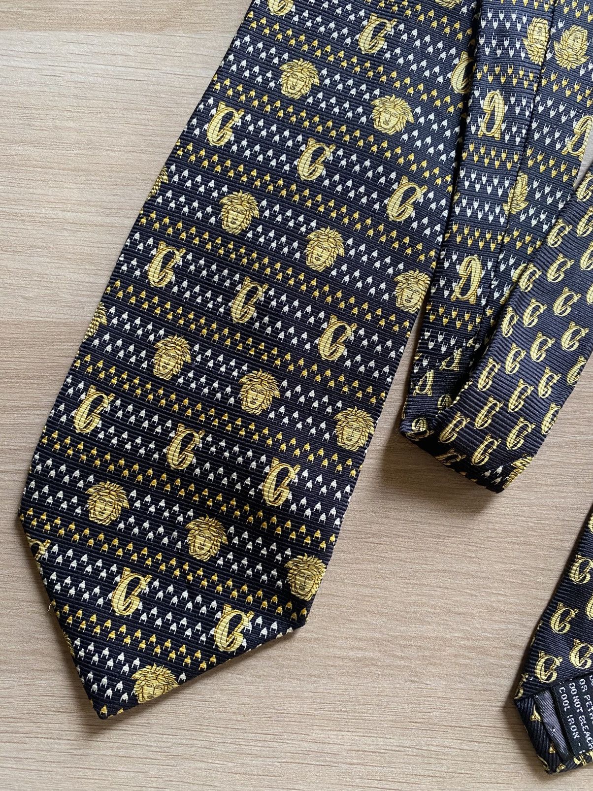 Versace Vintage Gianni Versace Monogram Silk Tie Size ONE SIZE - 5 Thumbnail