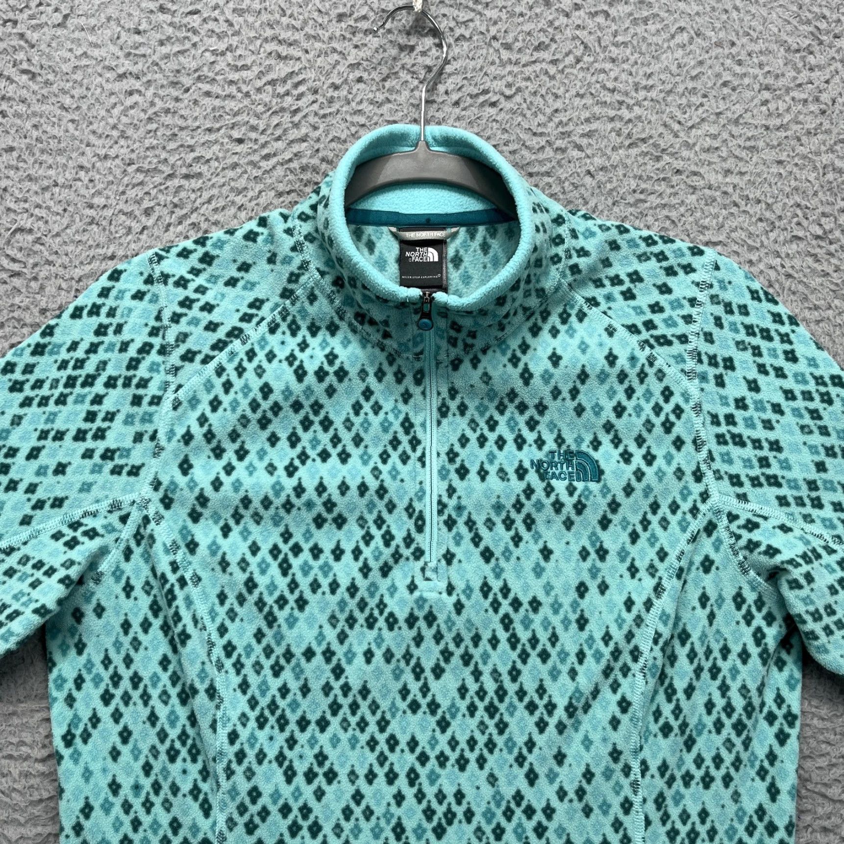 The North Face The North Face Fleece Jacket Womens Medium Blue 1/4 Zip Geometric Print C788 Size M / US 6-8 / IT 42-44 - 3 Thumbnail