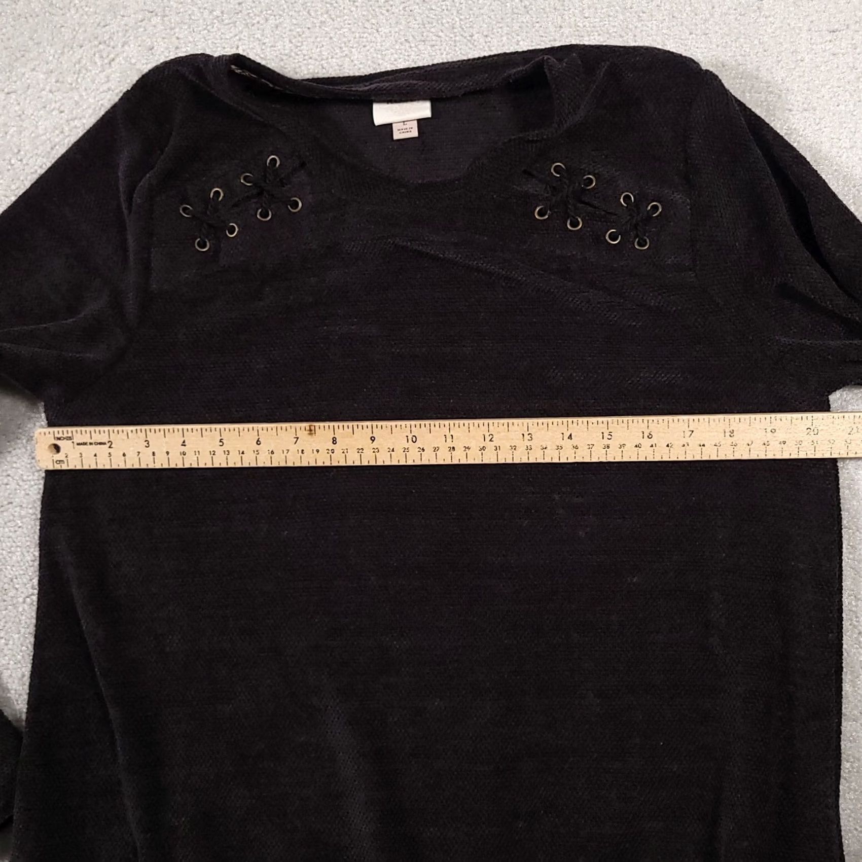 Vintage Knox Rose Sweater Women's Large Black Round Neck Laced Shoulders Knit Pullover Rose Casual Size L / US 10 / IT 46 - 5 Thumbnail