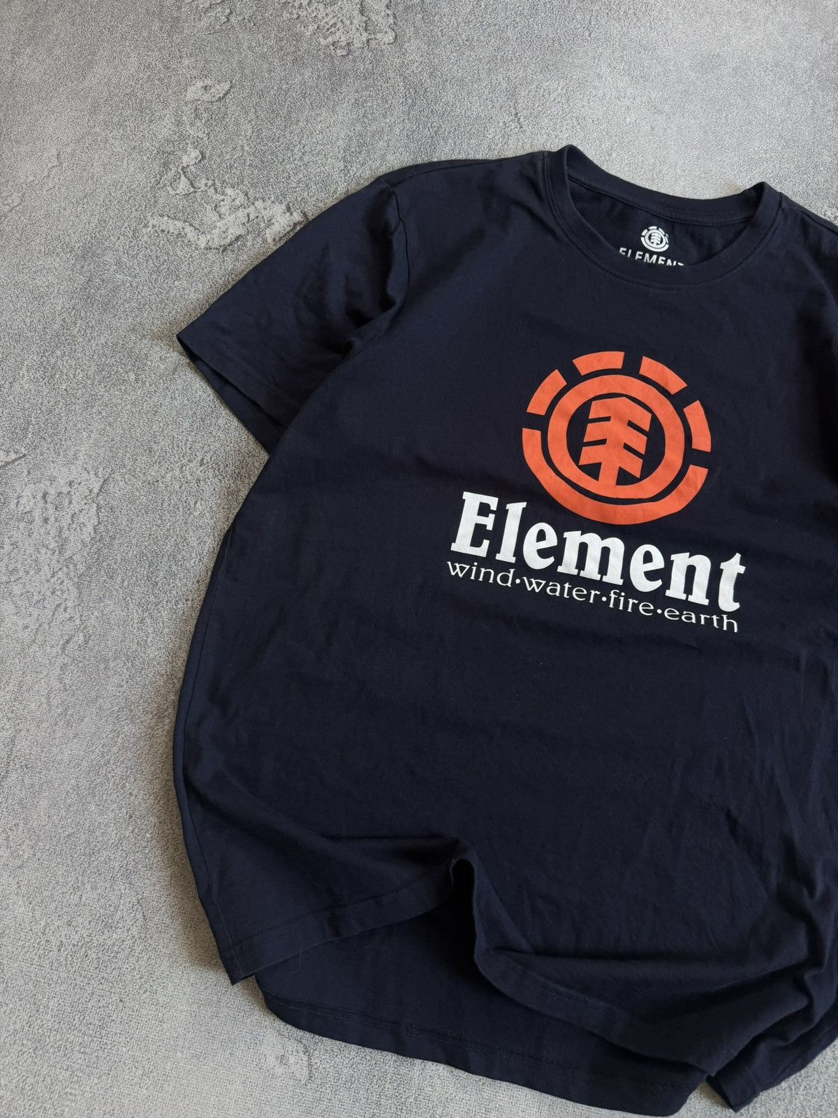 Element Element M/size big logo tee tshirts shirts SK8 skateboarding Size US M / EU 48-50 / 2 - 2 Thumbnail