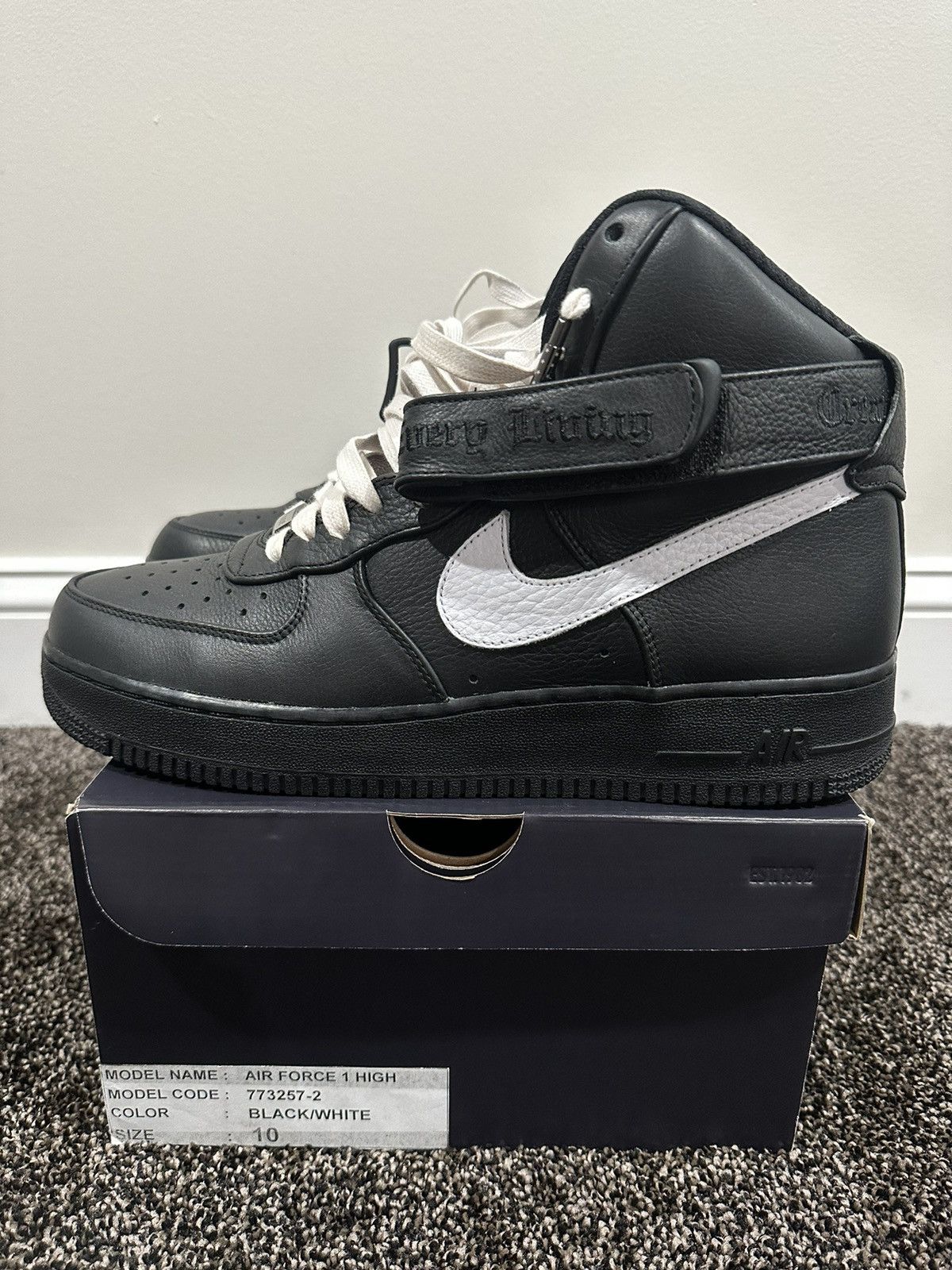 Nike × Vlone Vlone x Nike Air Force 1 High Black London Sample Sneaker Size US 10 / EU 43 - 6 Thumbnail