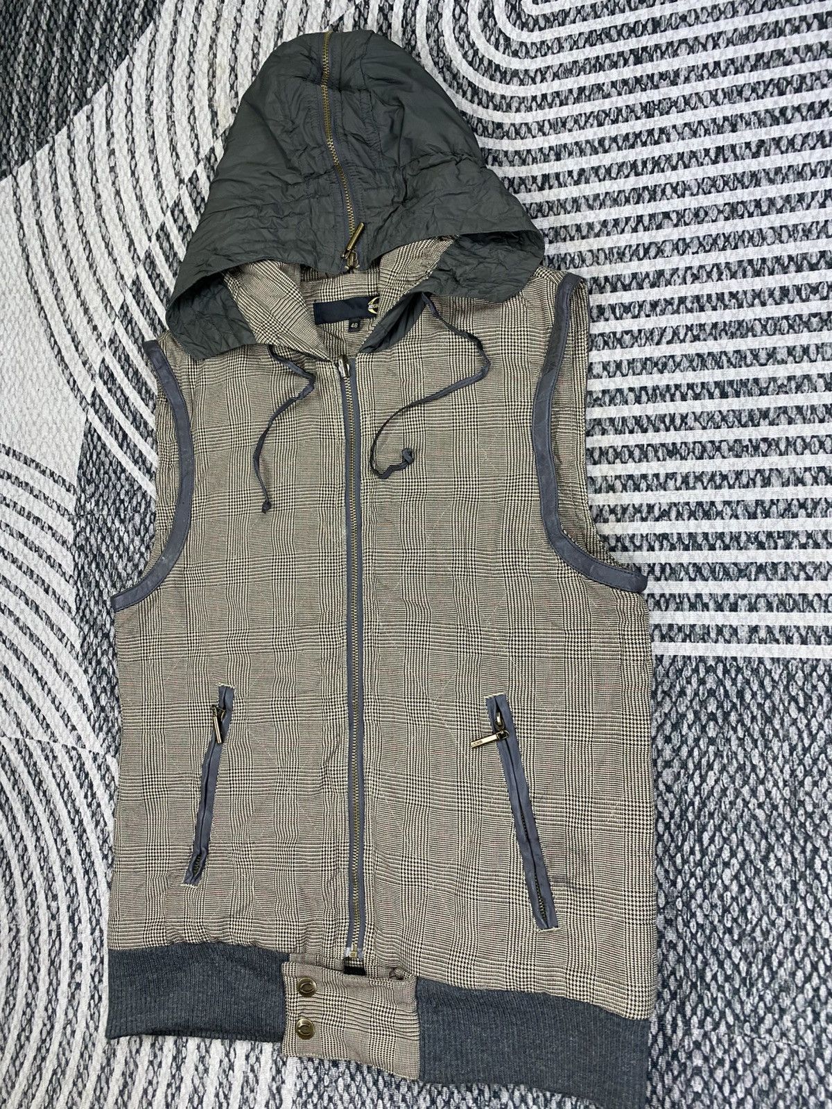 Just Cavalli Vintage Just Cavalli Hooded Checkered Zip-Up Vest Size US M / EU 48-50 / 2 - 4 Thumbnail