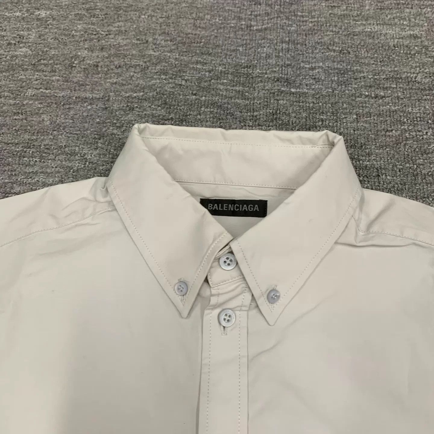 Balenciaga Balenciaga White Destroyed Reverse Logo SS Shirt 37 98 New Size US XS / EU 42 / 0 - 7 Thumbnail