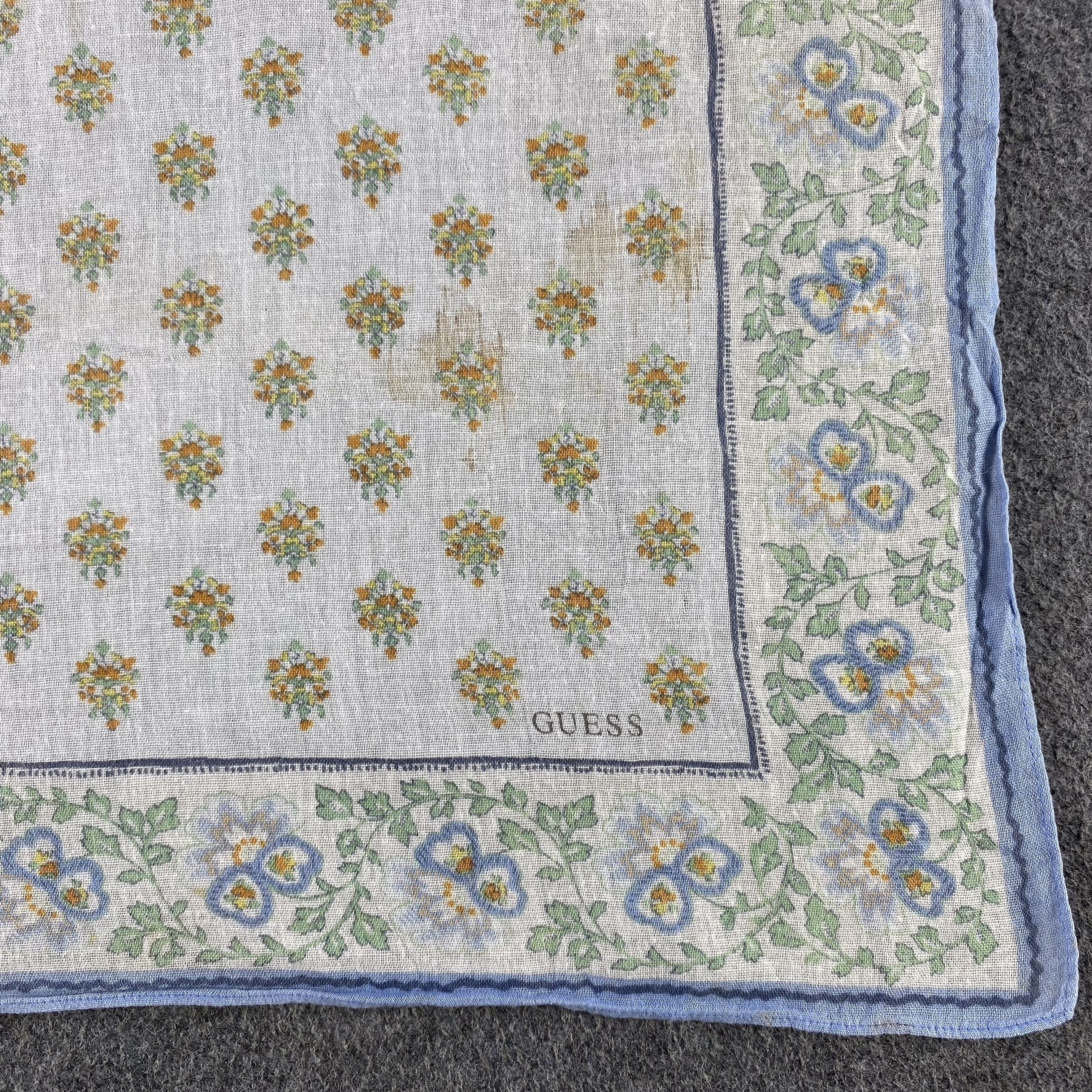Guess × Vintage Guess Handkerchief/Neckerchief/Bandana HC886 Size ONE SIZE - 3 Thumbnail