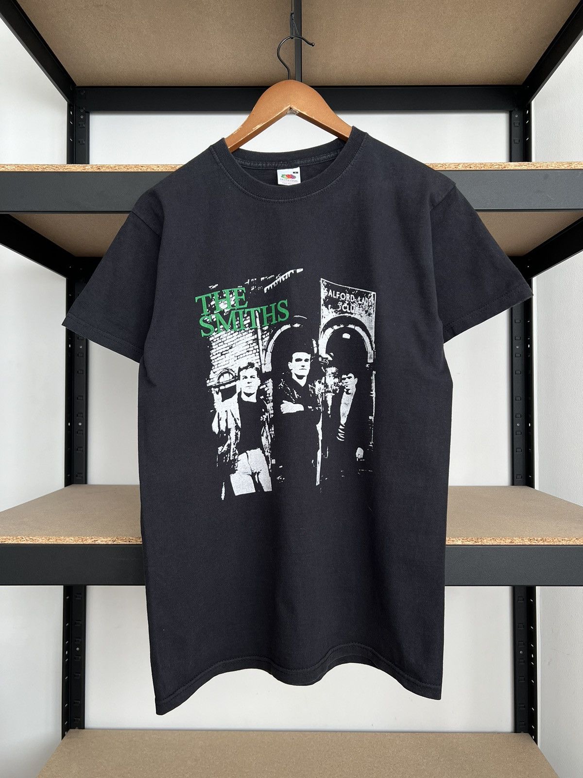 Band Tees Vintage 2000s The Smiths Salford Lads Club T-shirt Size US S / EU 44-46 / 1 - 1 Thumbnail