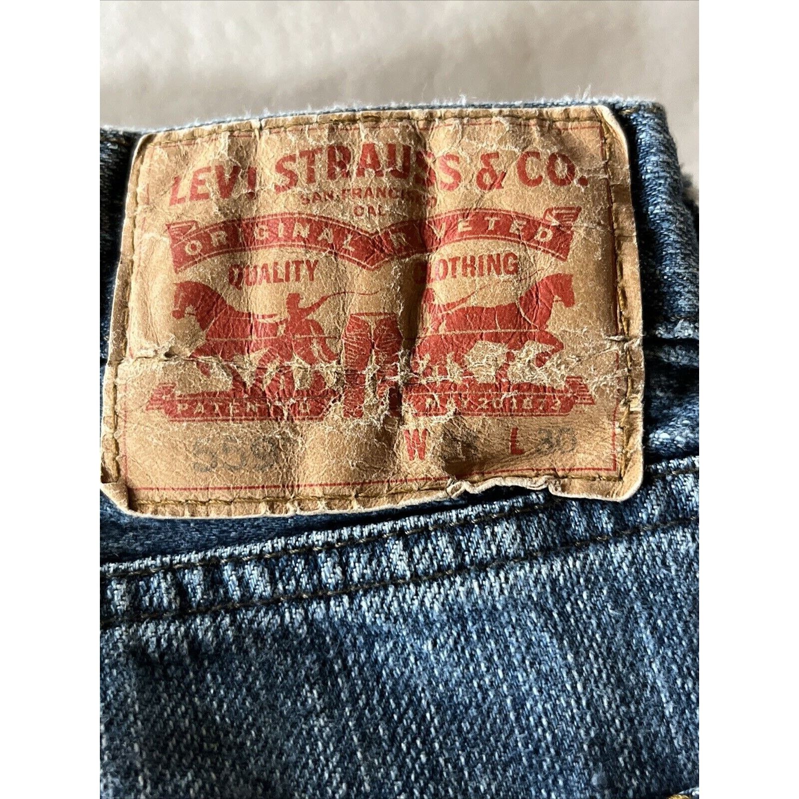 Levi's Levi’s 559 Jeans Mens 38x30 Blue Denim Outdoor Y2K Med Wash Size US 39 - 3 Thumbnail