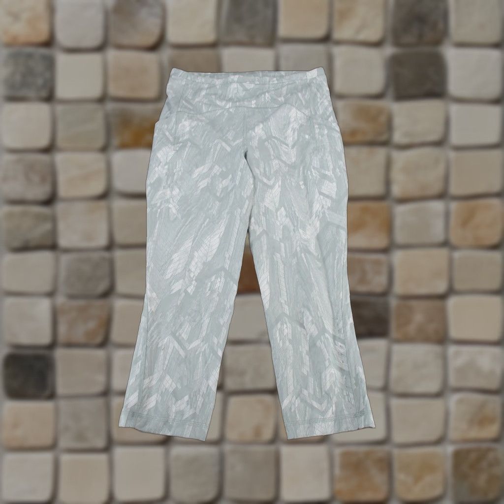 Lululemon Lululemon Leggings Womens 10 Swift Speed HR Crop Light Blue Green Chevron Activewear Cropped 10 Green 90s Athleisure Womens Size 32" / US 10 / IT 46 - 1 Thumbnail