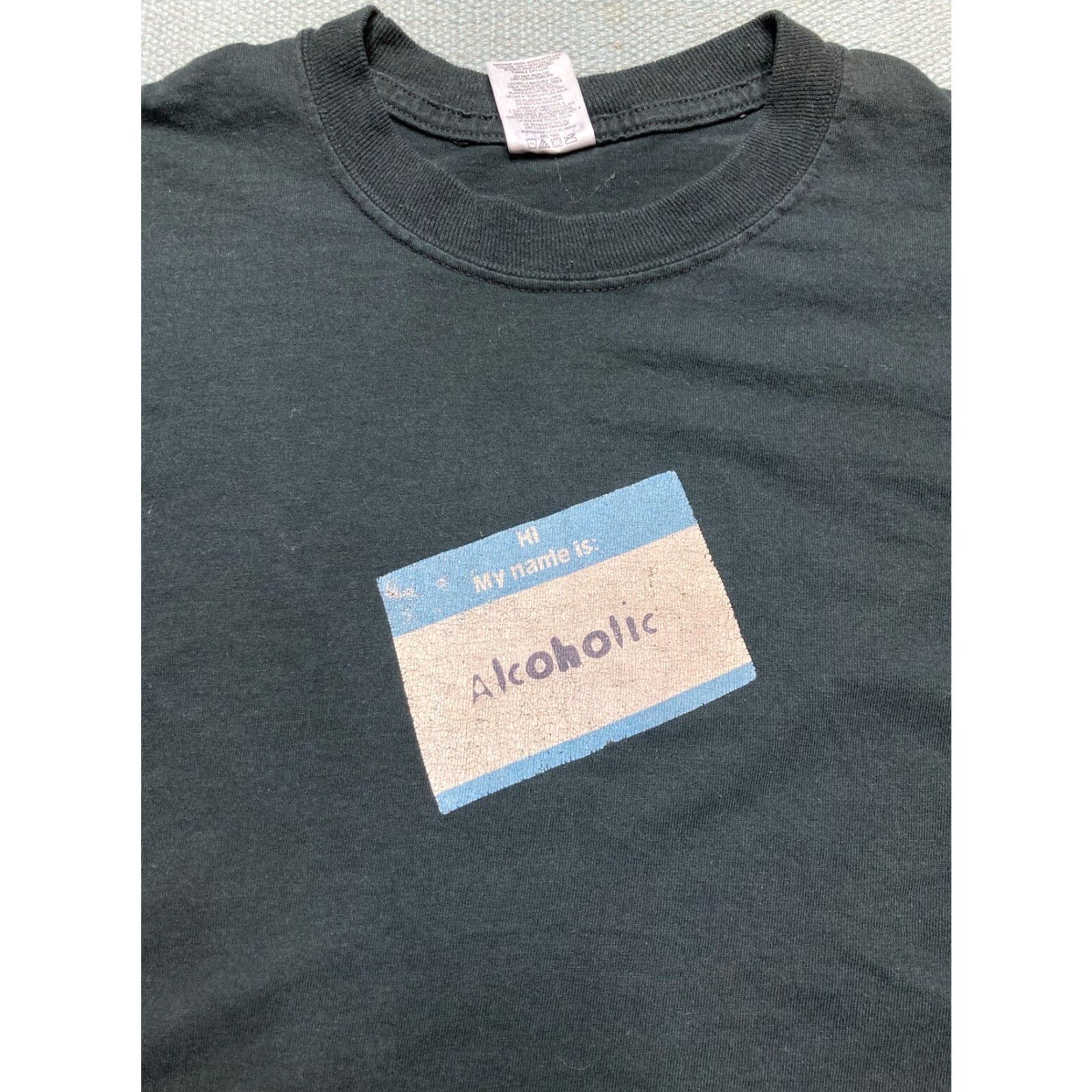 Hot Topic VINTAGE y2k graphic t shirt hi my name is alcoholic funny novelty hot topic XL Mens Black T-Shirt Size US XL / EU 56 / 4 - 2 Thumbnail