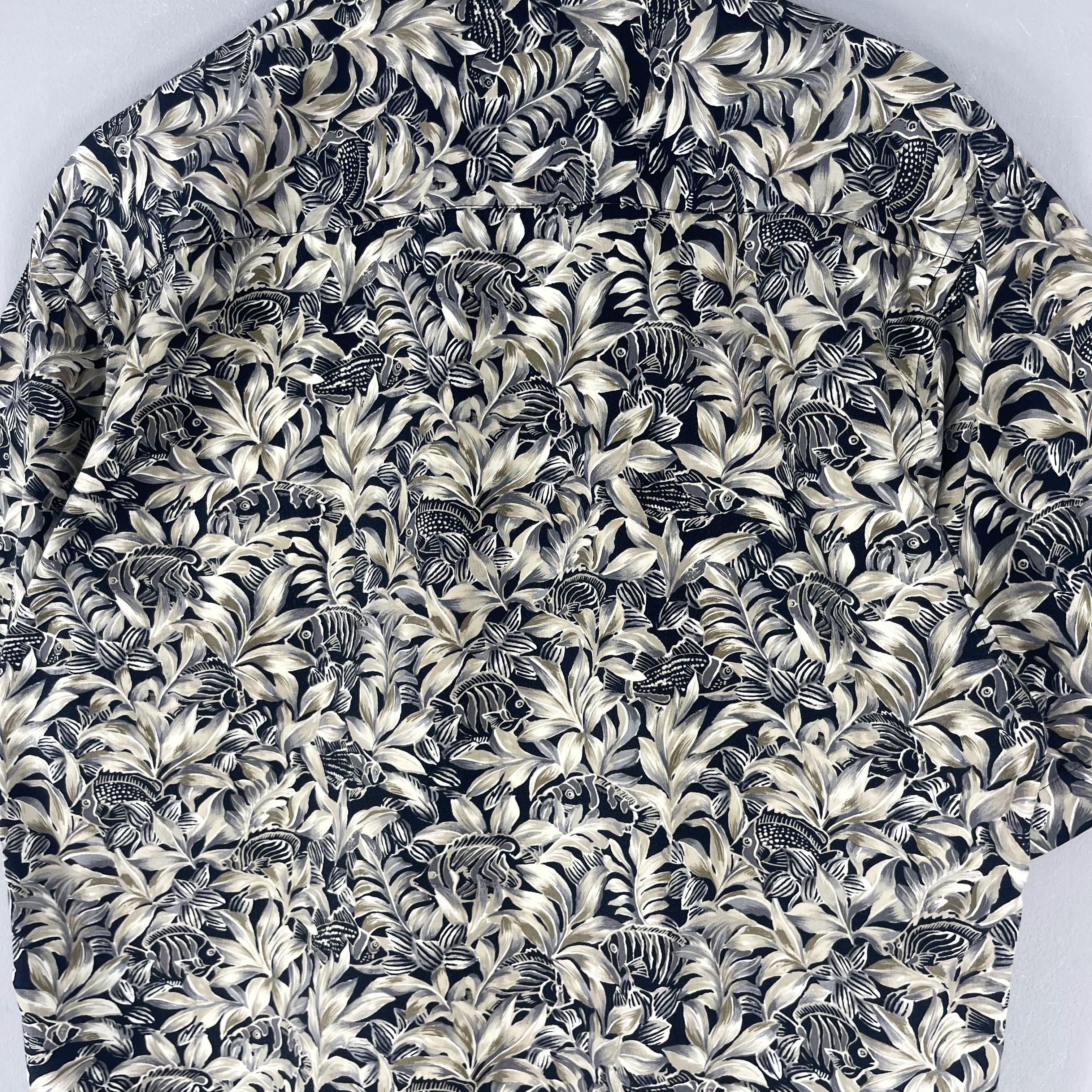 Vintage Vintage PIERRE CARDIN Hawaii Floral Motive Button Up Shirt Size US M / EU 48-50 / 2 - 8 Thumbnail
