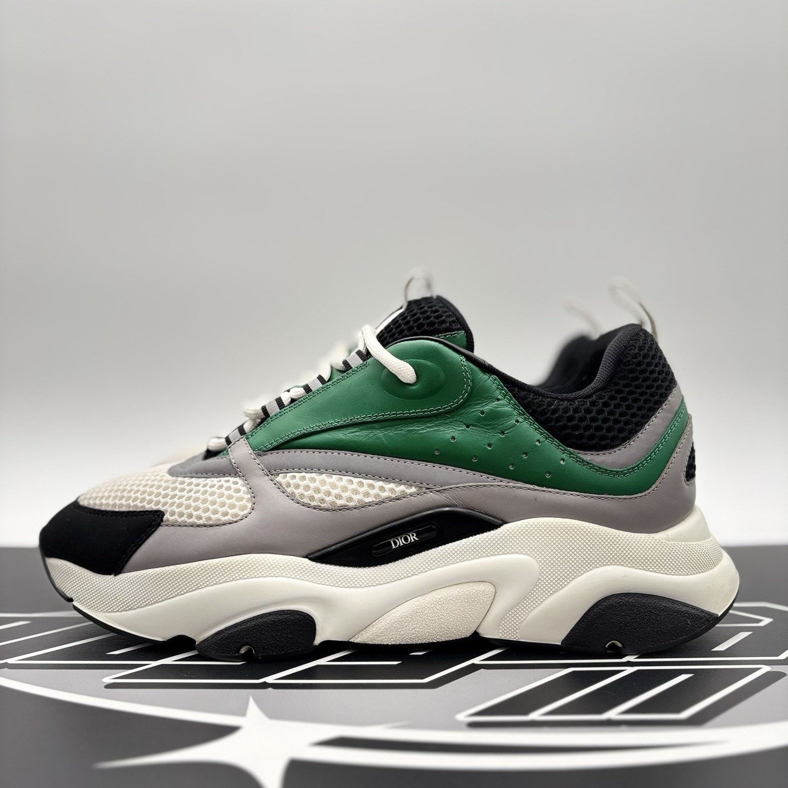 Dior Dior B22 Sneaker ' Green White Black ' | GOOD CONDITION! Size US 13 / EU 46 - 1 Thumbnail