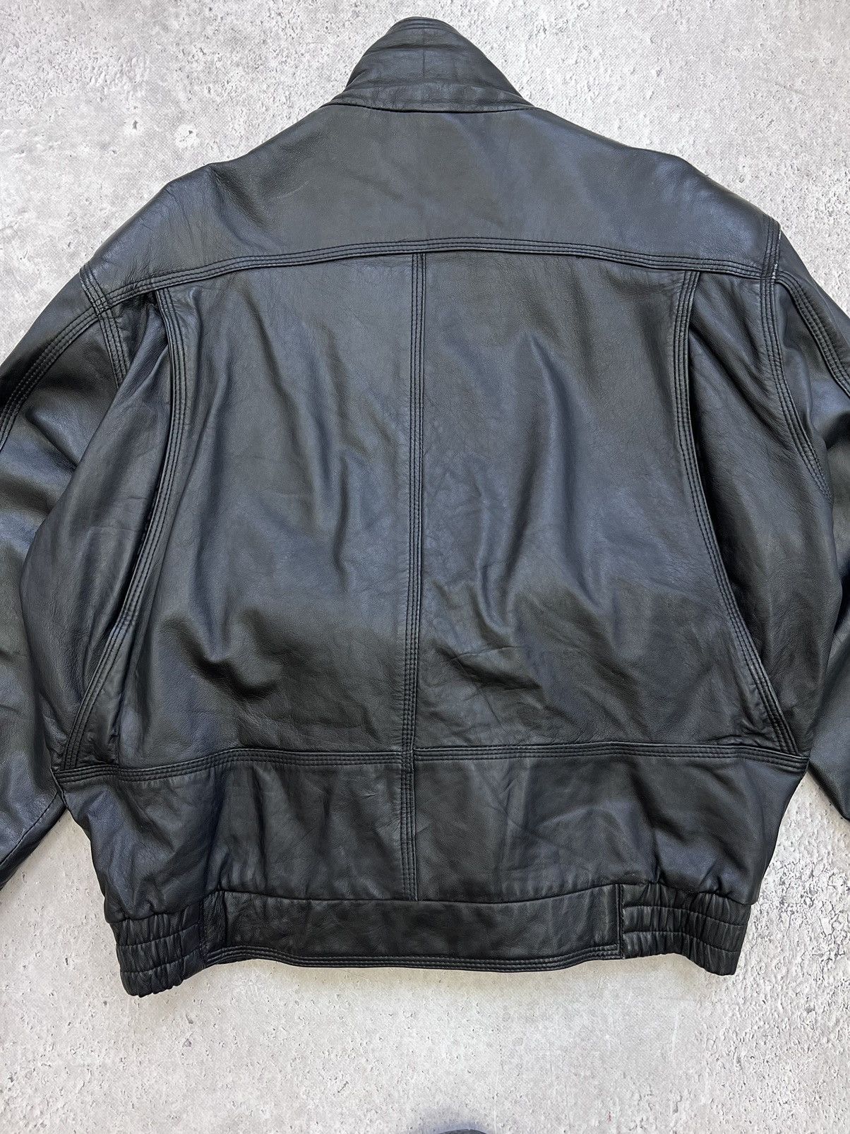 Other Vintage Y2K Black Bomber Leather Jacket Boxy Utility Size US M / EU 48-50 / 2 - 9 Thumbnail